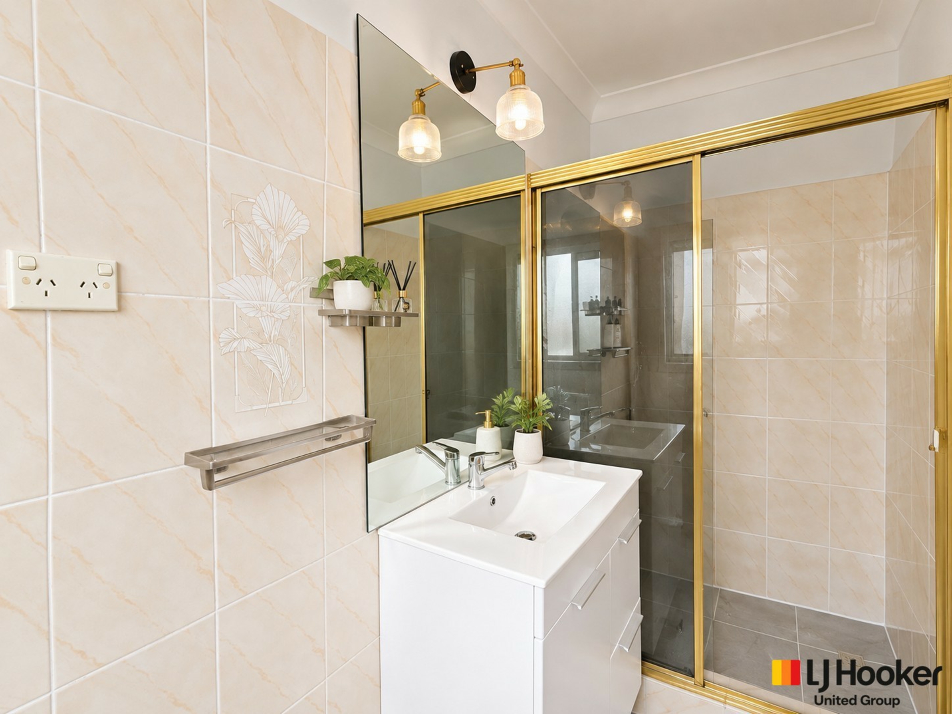 15 Furlong Avenue — photo 6 of 13