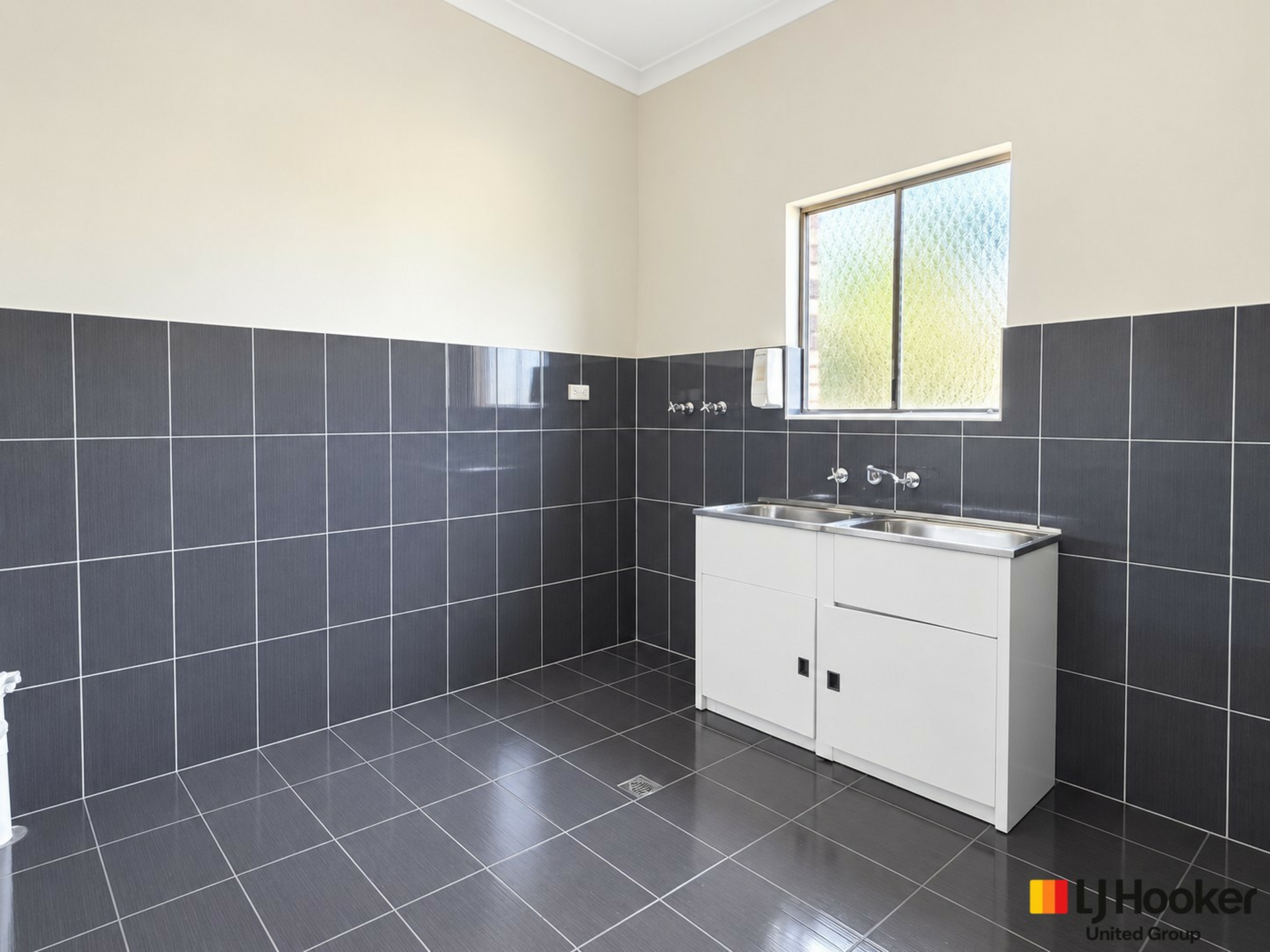 15 Furlong Avenue — photo 11 of 13