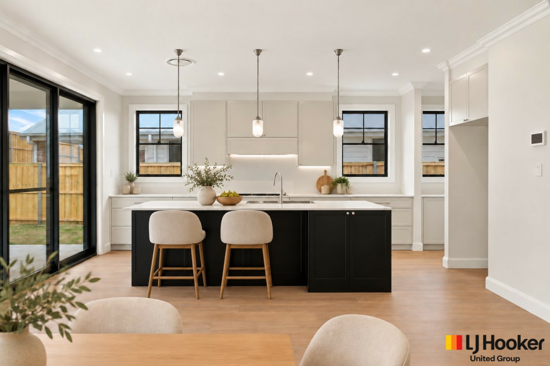 13 & 15 Jofess Street — photo 4 of 19