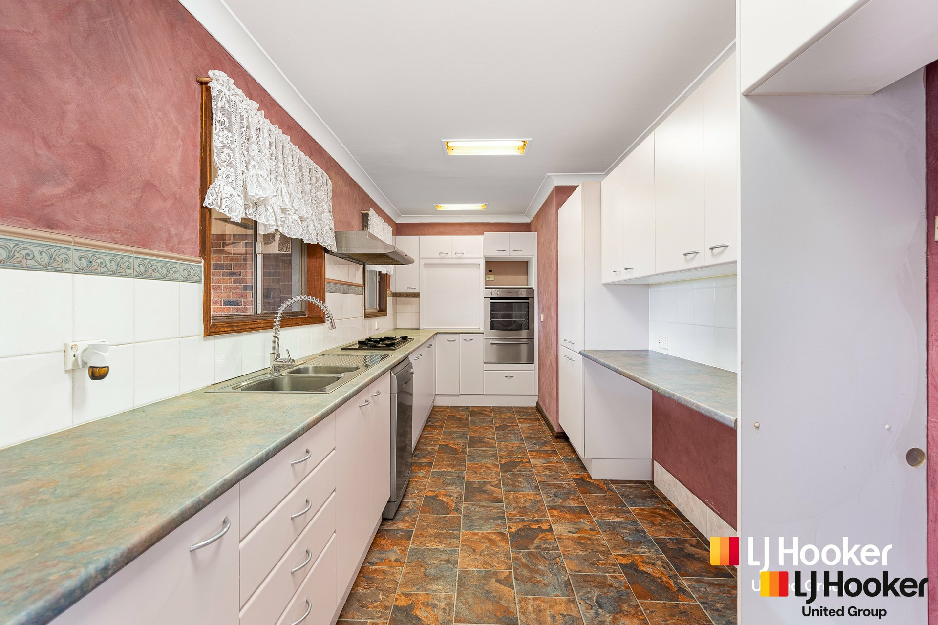 240 Dwyer Road — photo 4 of 19