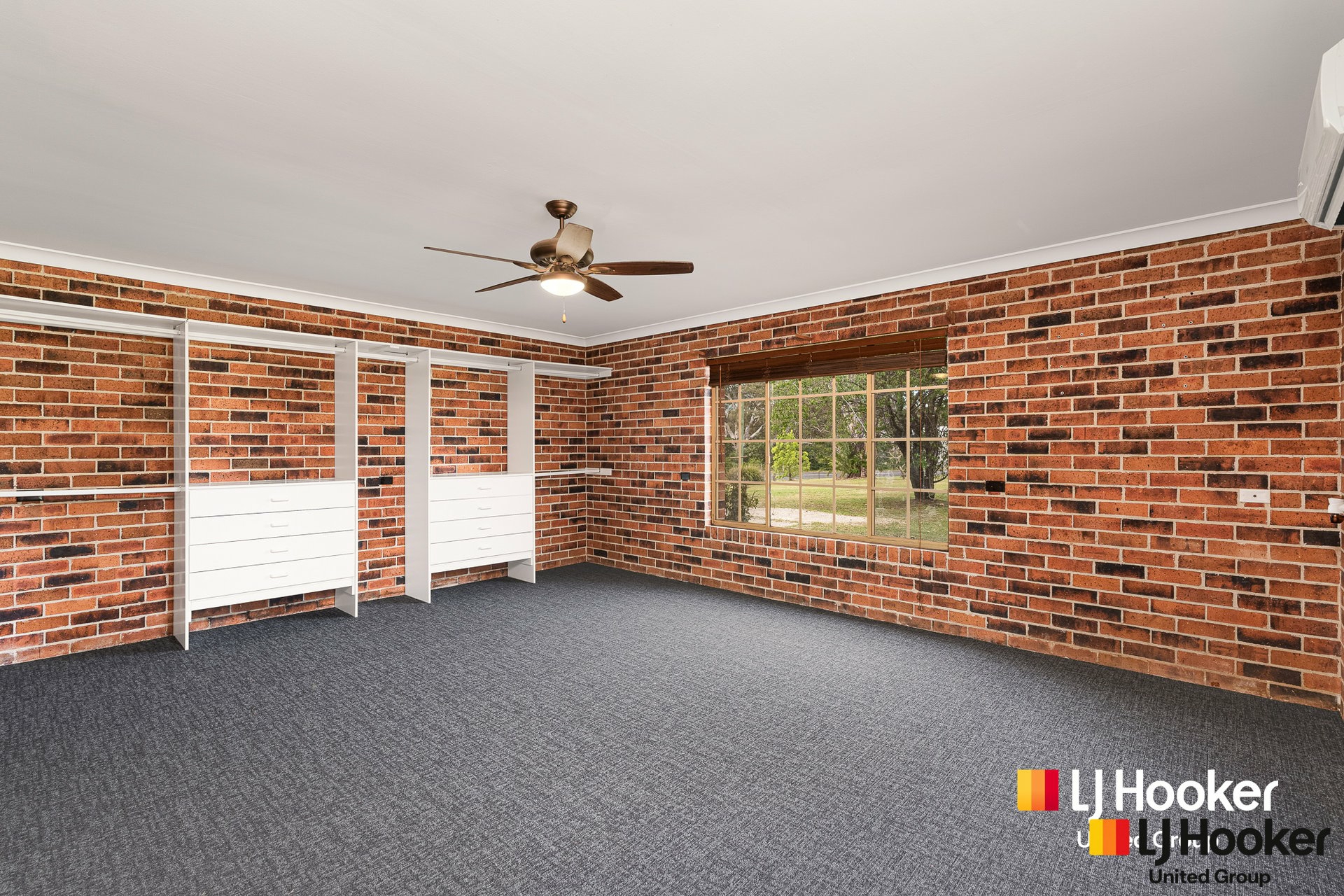 240 Dwyer Road — photo 7 of 19