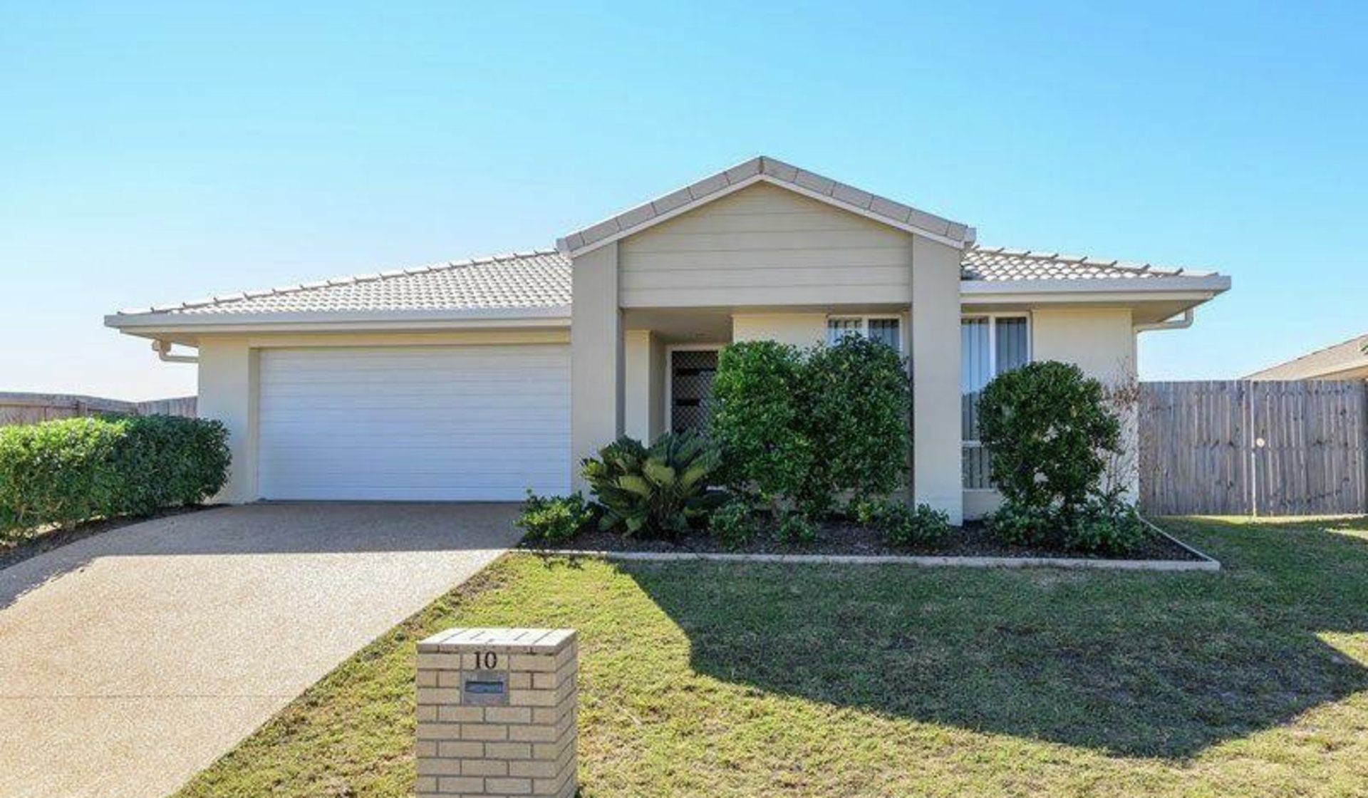 10 Canal Street Calliope QLD