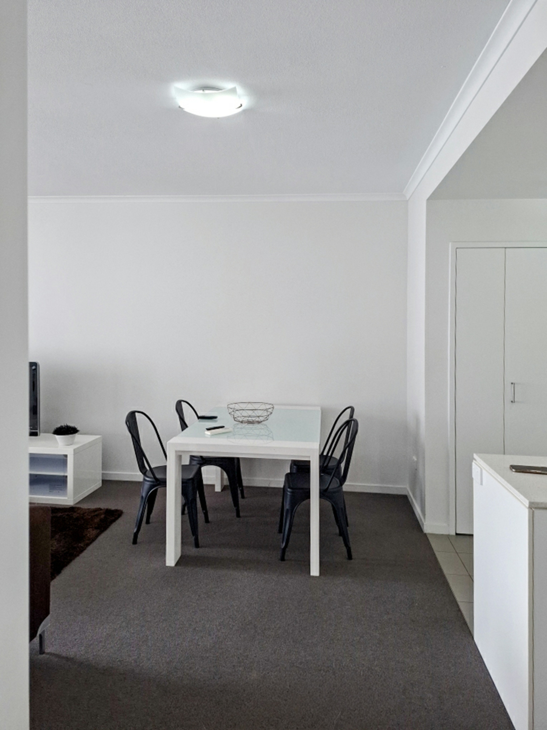51/17 Roseberry Street — photo 6 of 12