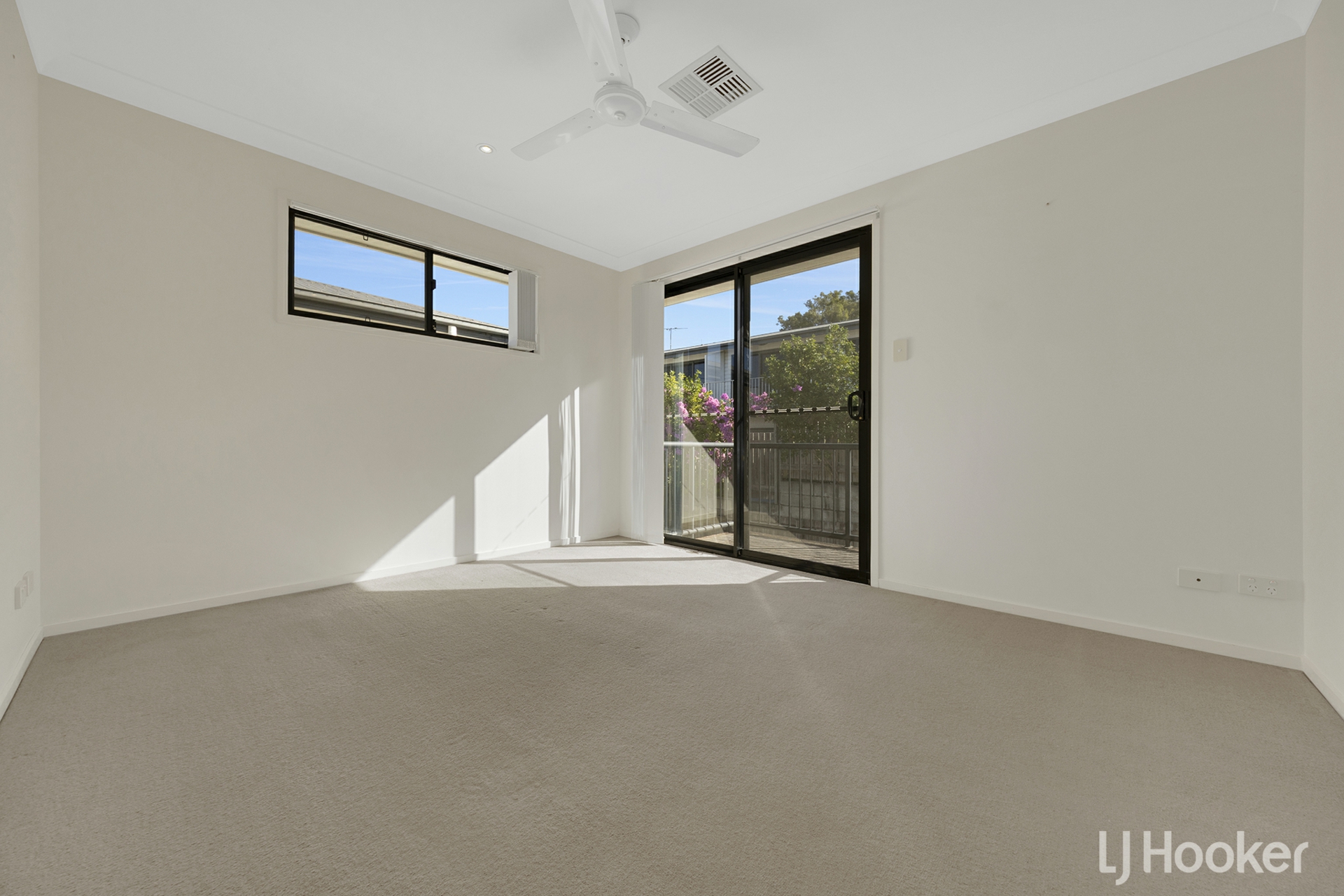 16/21 Roberts Street — photo 10 of 15