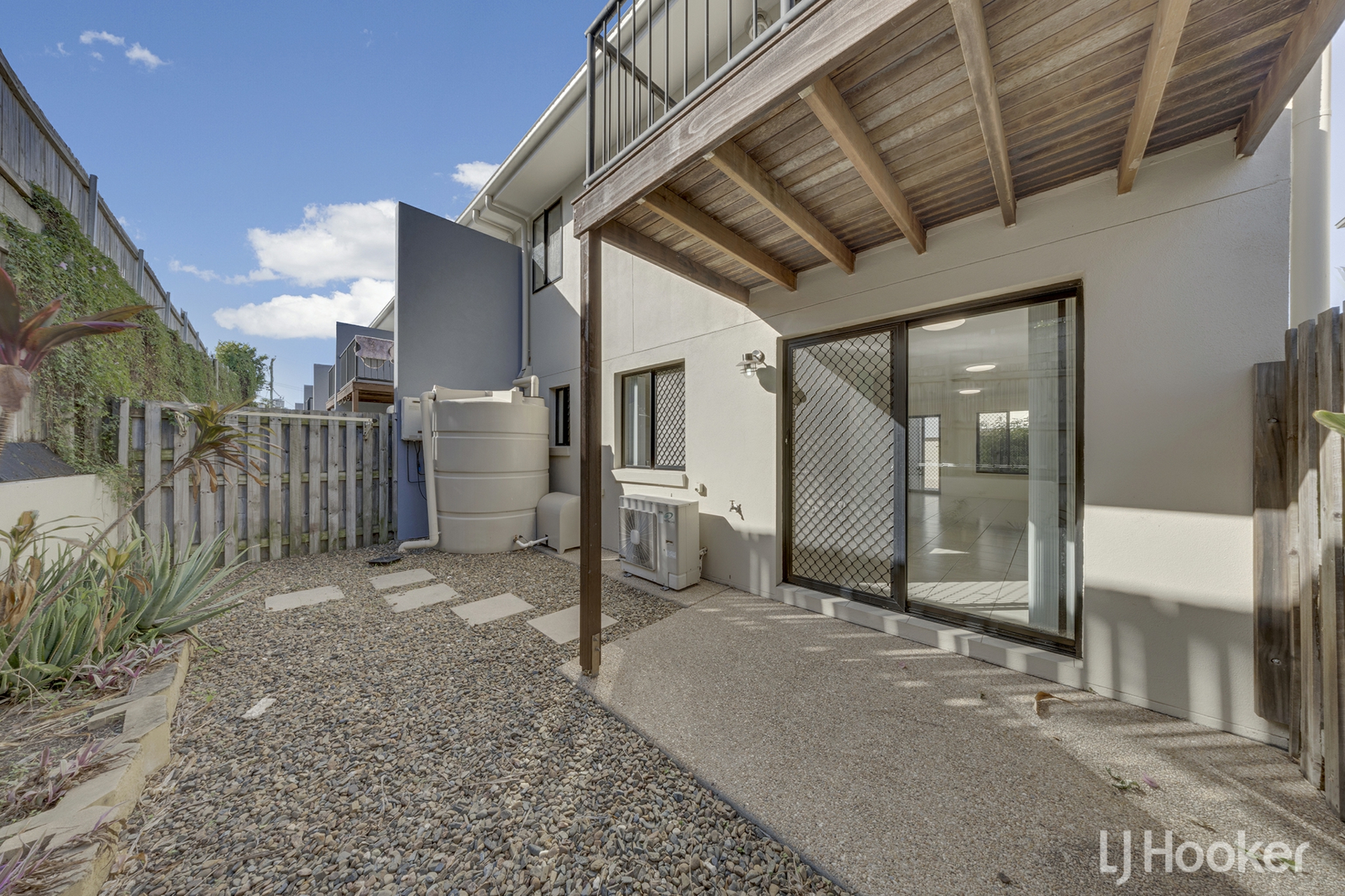 16/21 Roberts Street — photo 15 of 15