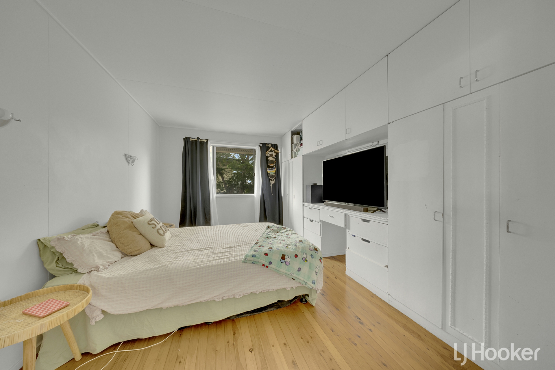 21 Trevally Street — photo 10 of 12