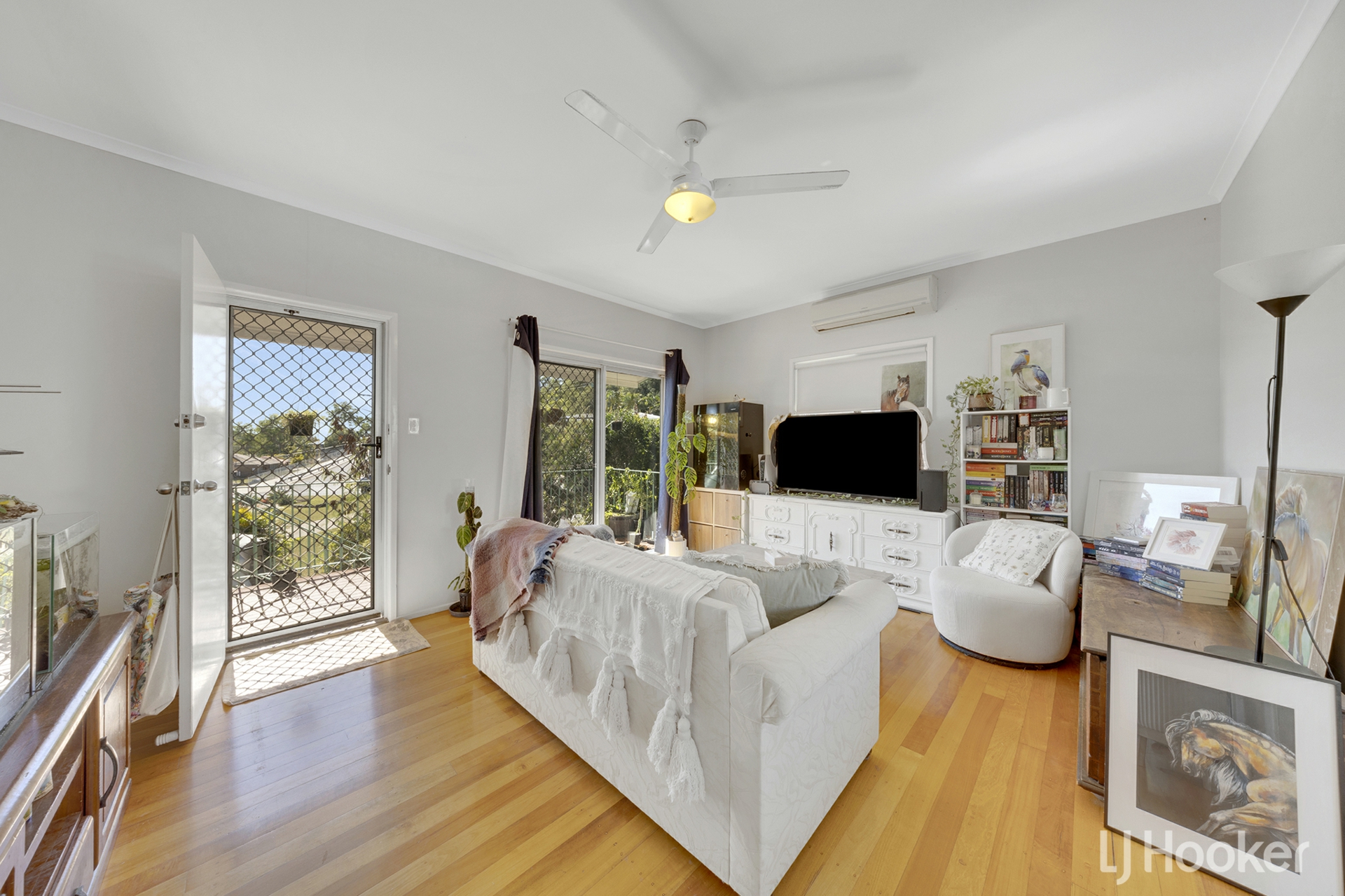 34 Flounder Crescent — photo 3 of 17