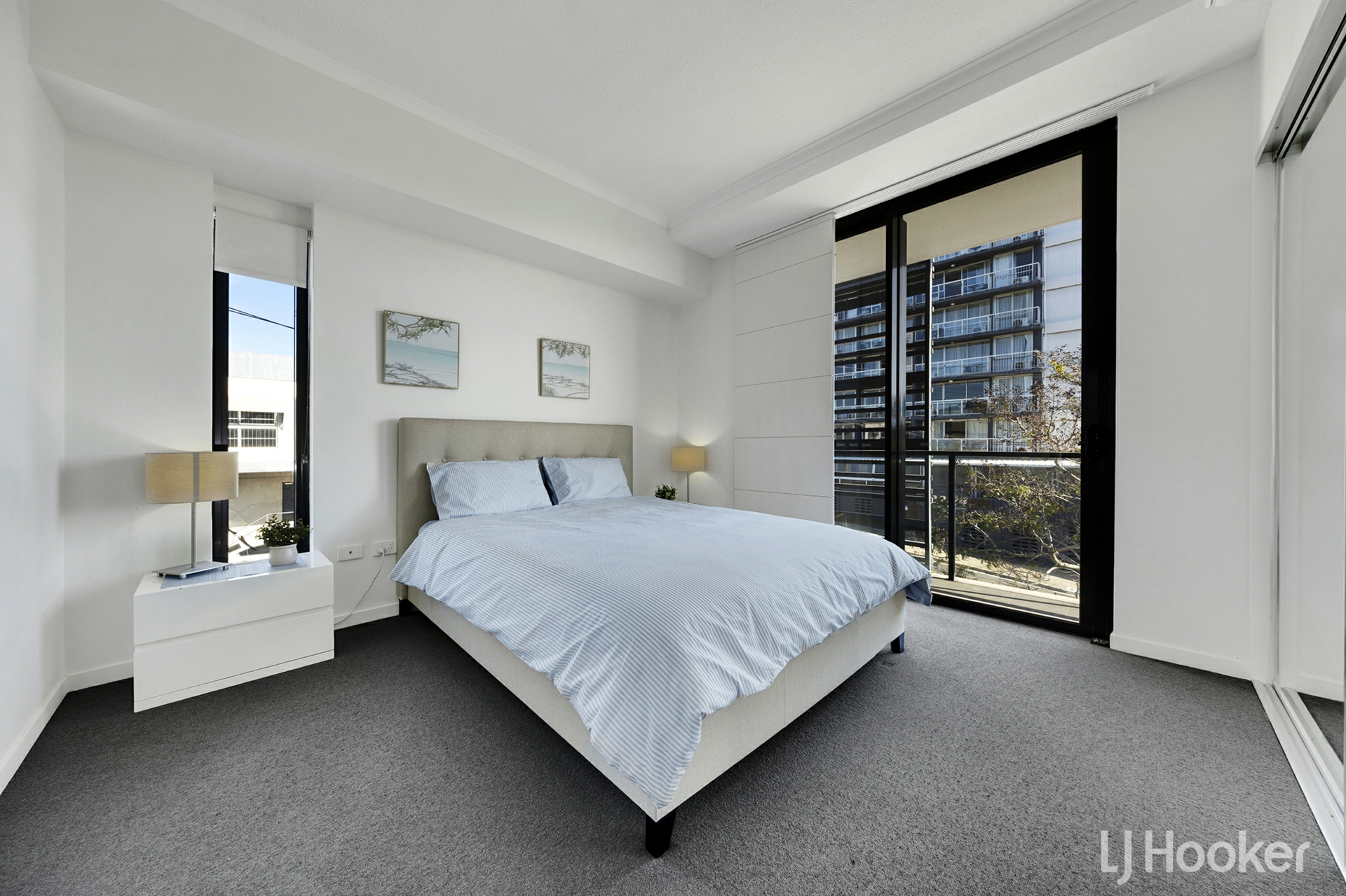 31/17 Roseberry Street — photo 7 of 15
