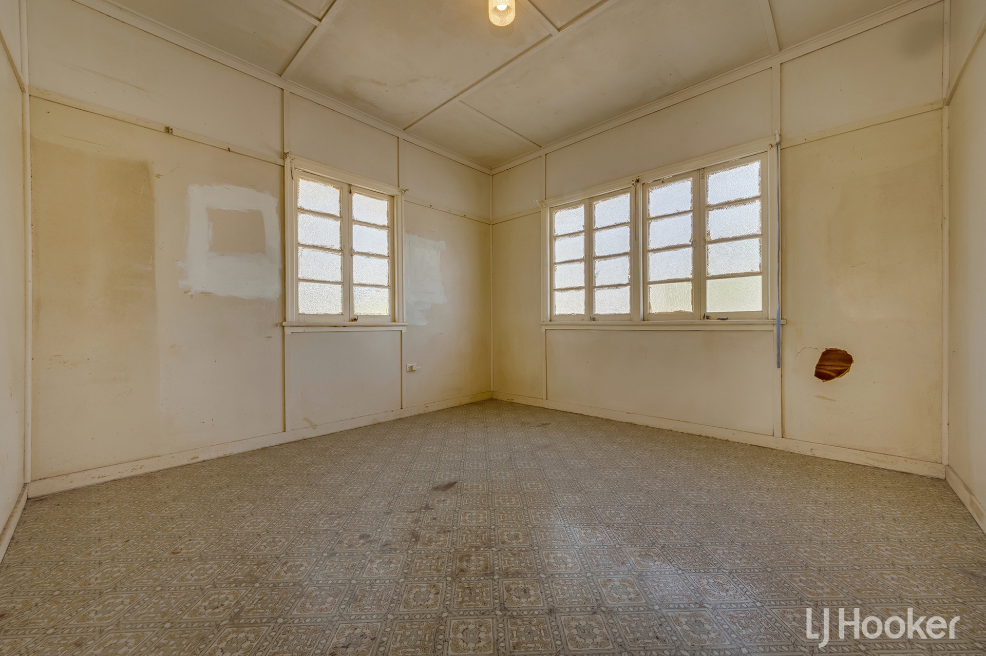92 Barney Street — photo 8 of 13