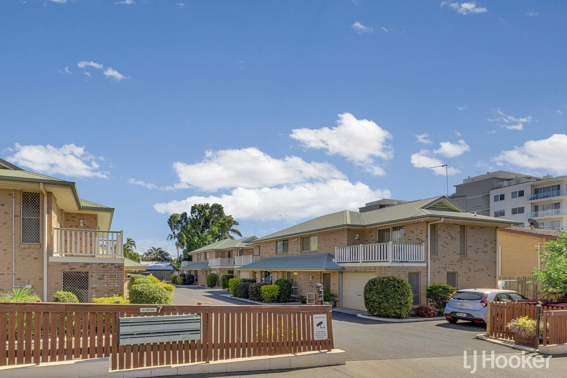 7/7-11 Central Lane — photo 13 of 13