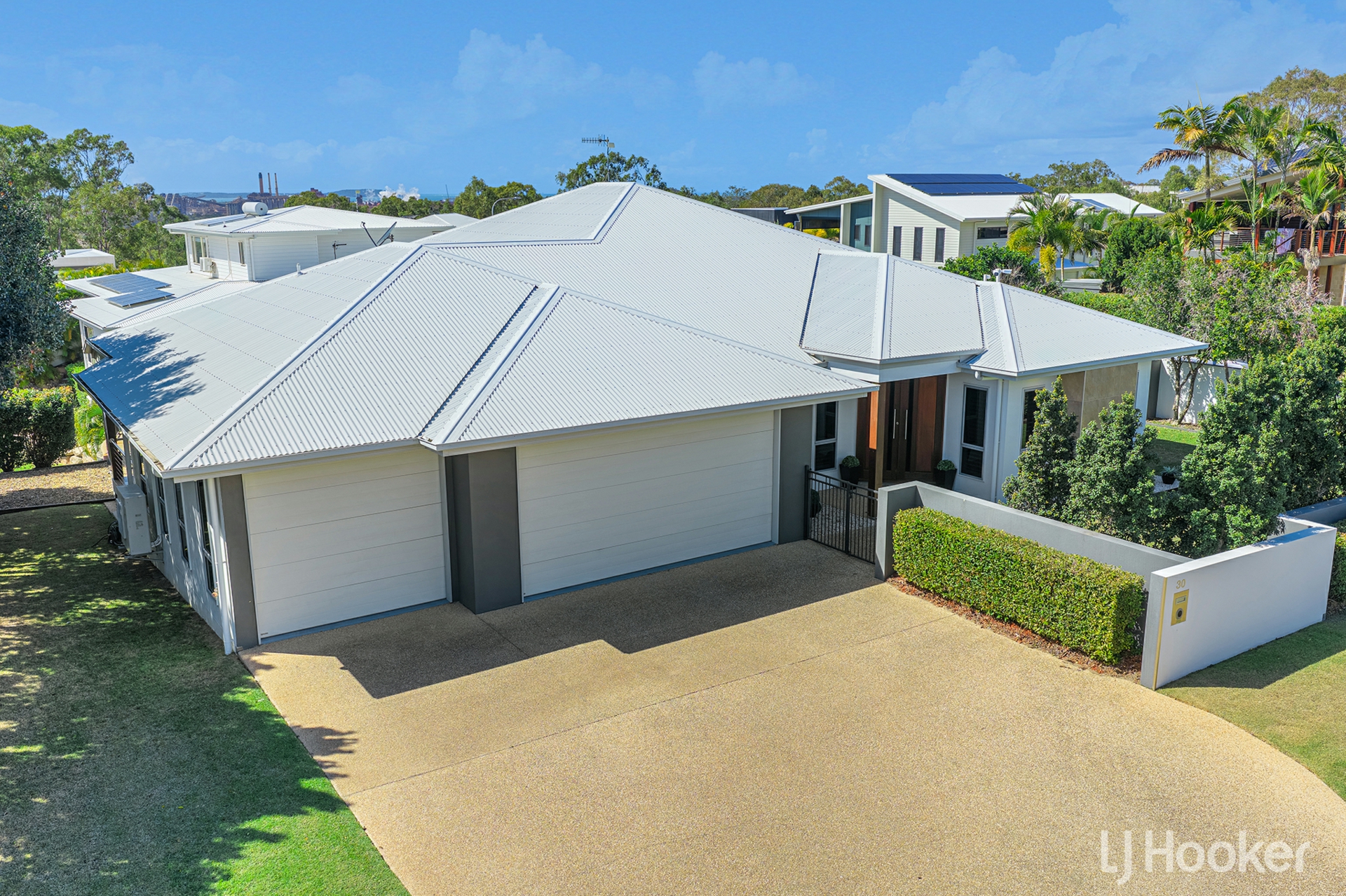 30 Dolphin Terrace — photo from LJ Hooker Gladstone