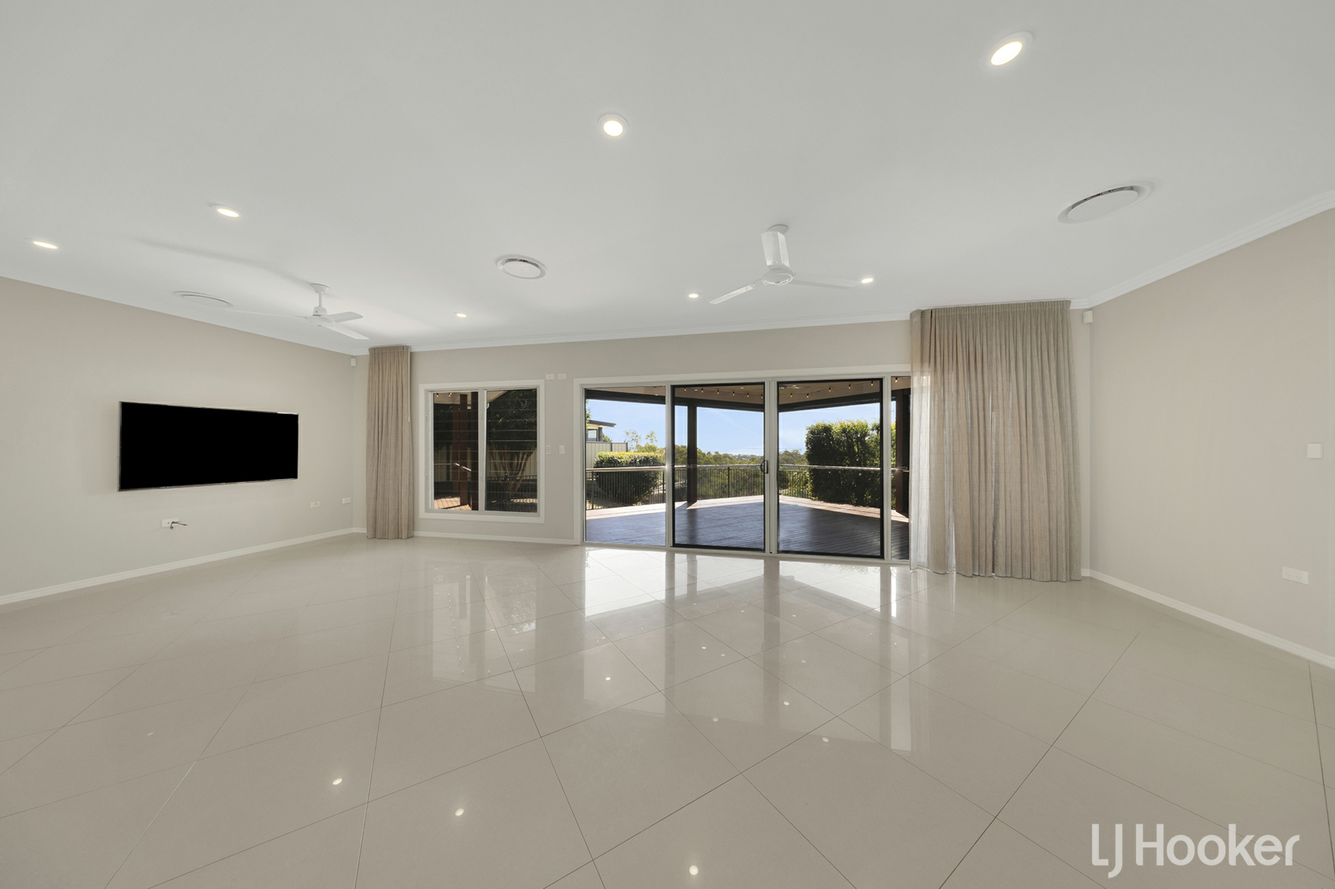 30 Dolphin Terrace — photo 10 of 30