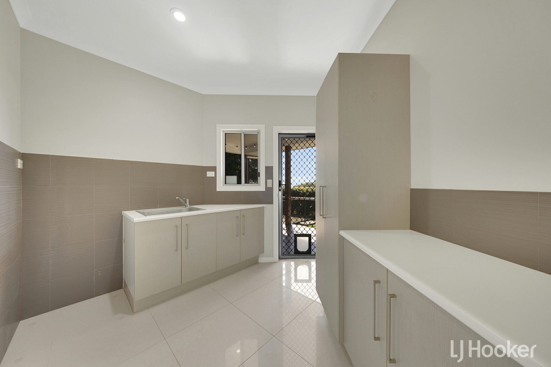 30 Dolphin Terrace — photo 25 of 30