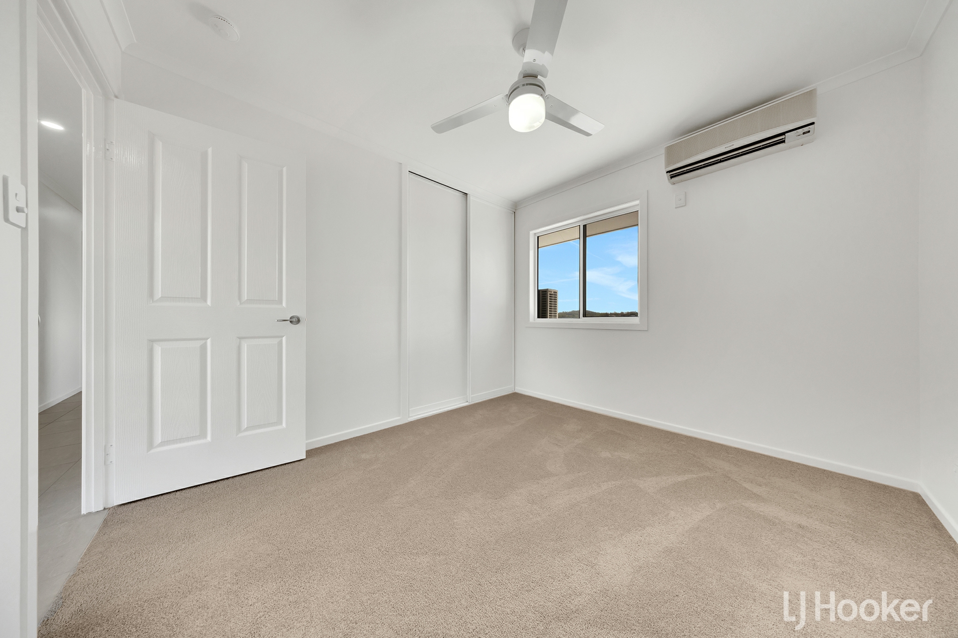 5 Corby Close — photo 11 of 20