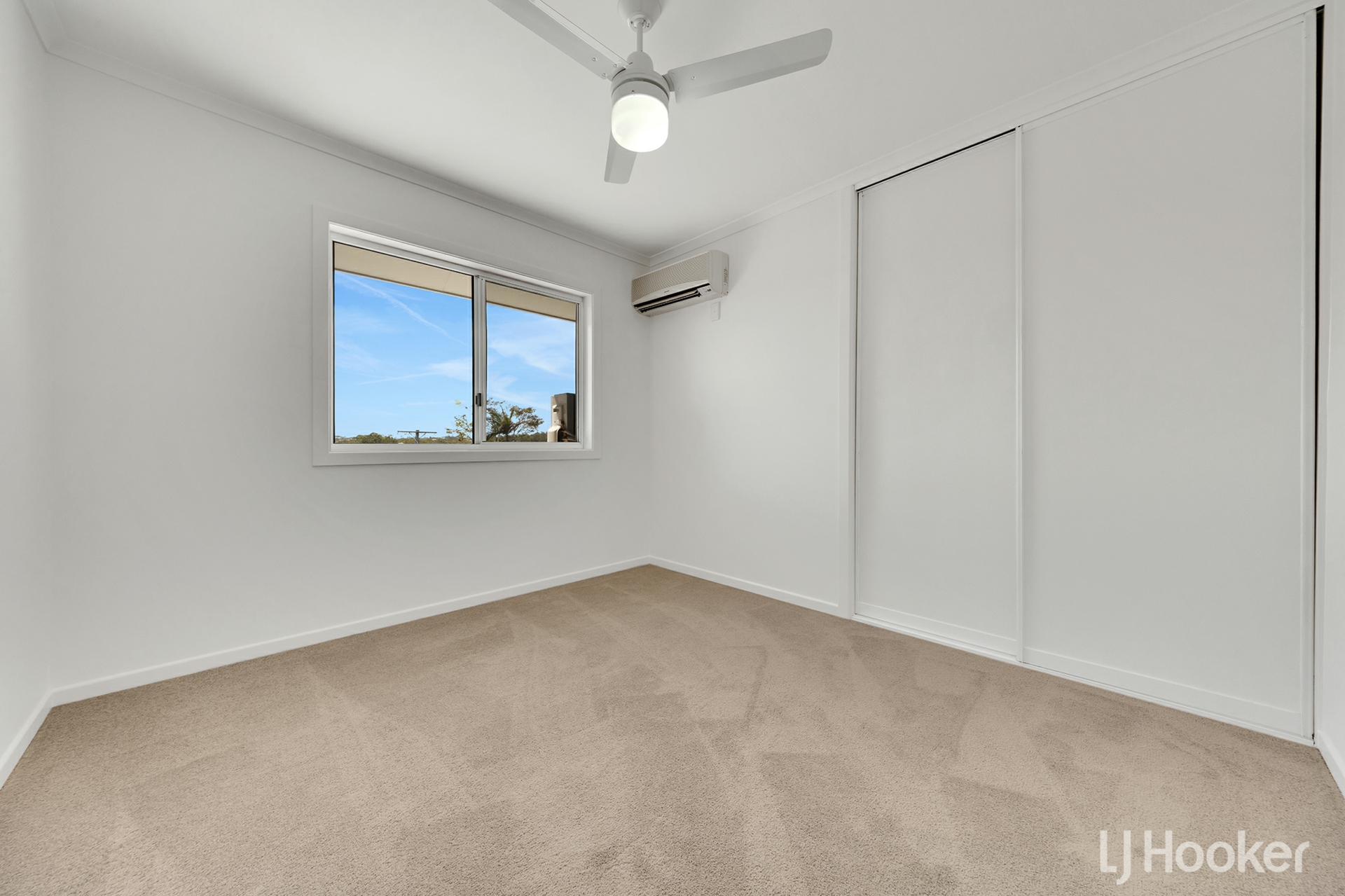 5 Corby Close — photo 12 of 20