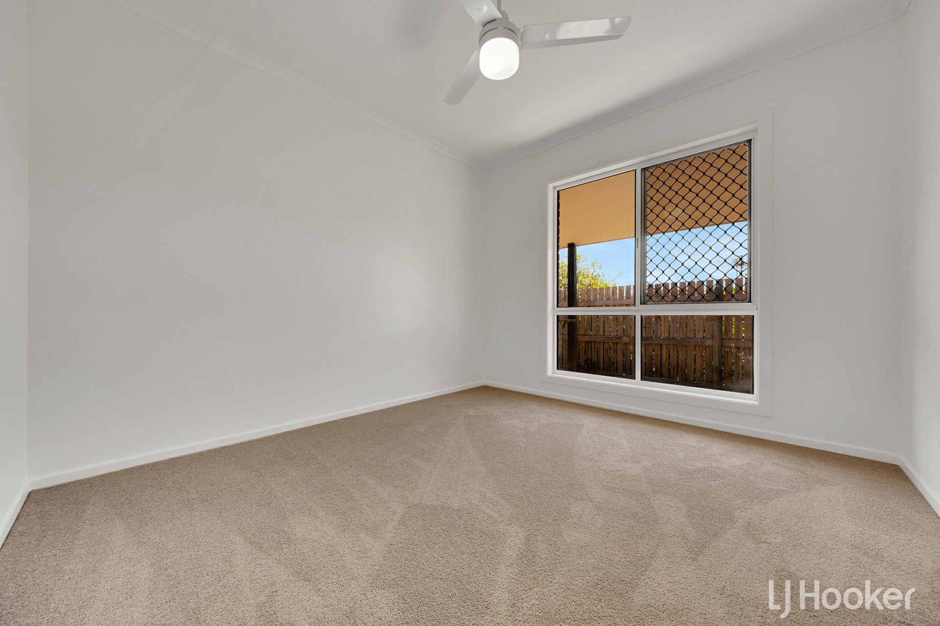 5 Corby Close — photo 13 of 20