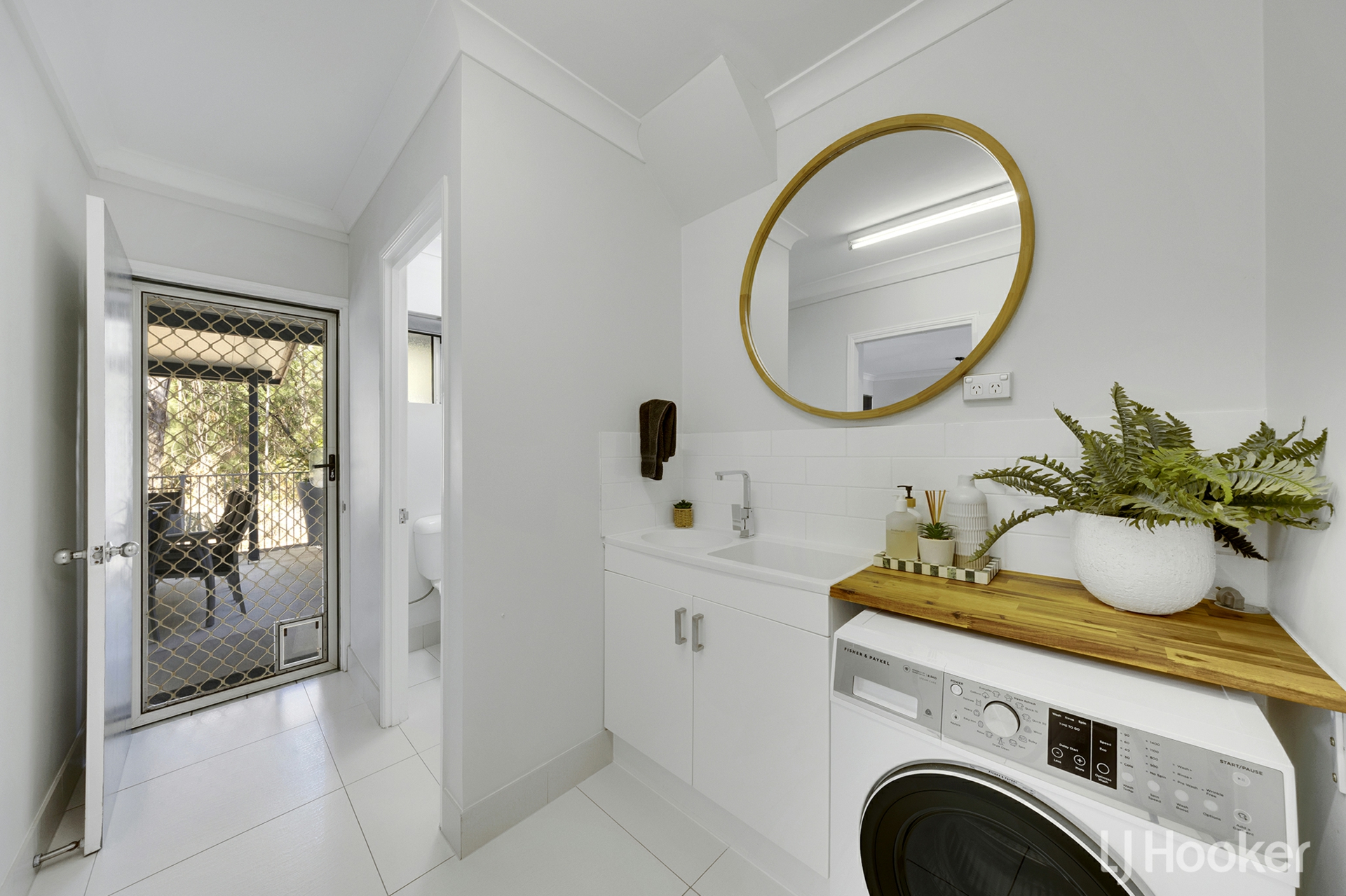 11/9 Pacific Court — photo 17 of 20