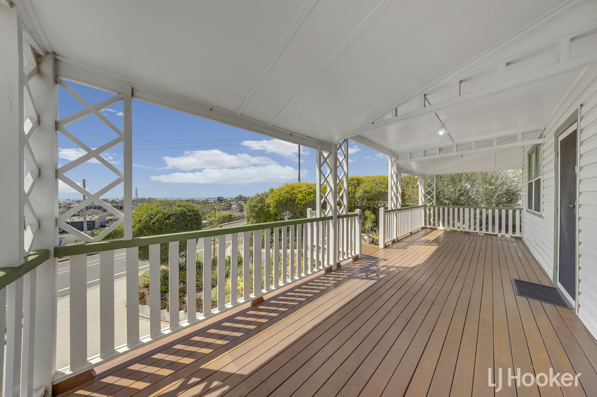 283 Auckland Street — photo 3 of 17