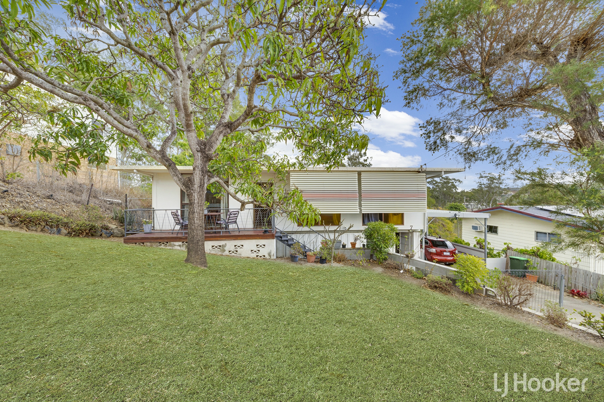 7 Marian Close — photo from LJ Hooker Gladstone
