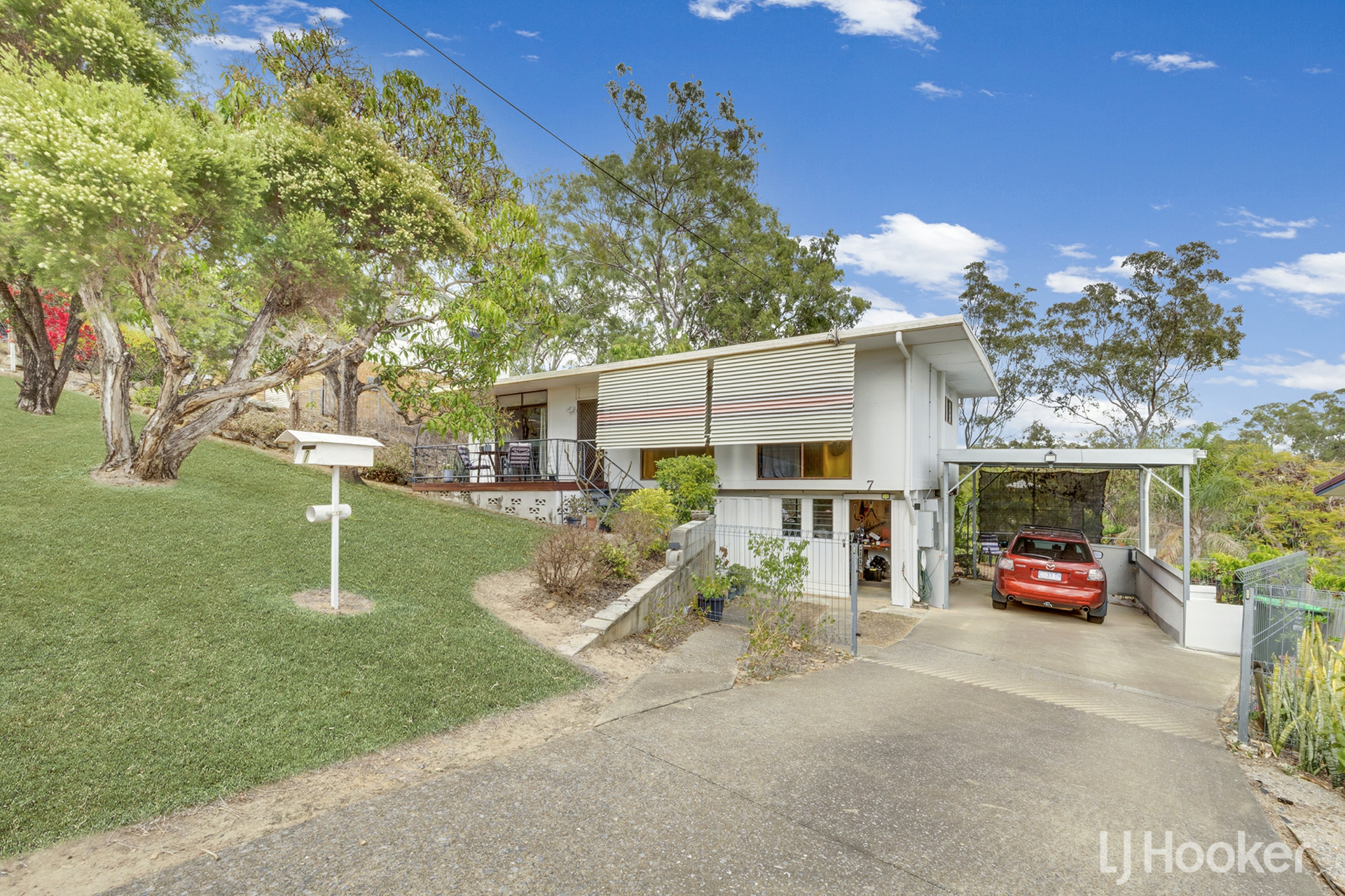 7 Marian Close — photo 2 of 14