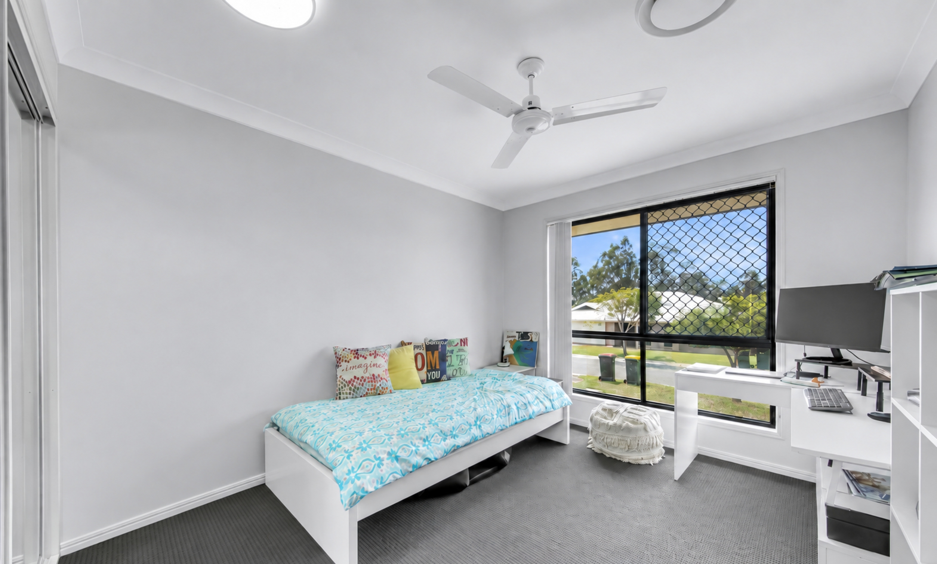 8 Woodland Court — photo 9 of 13