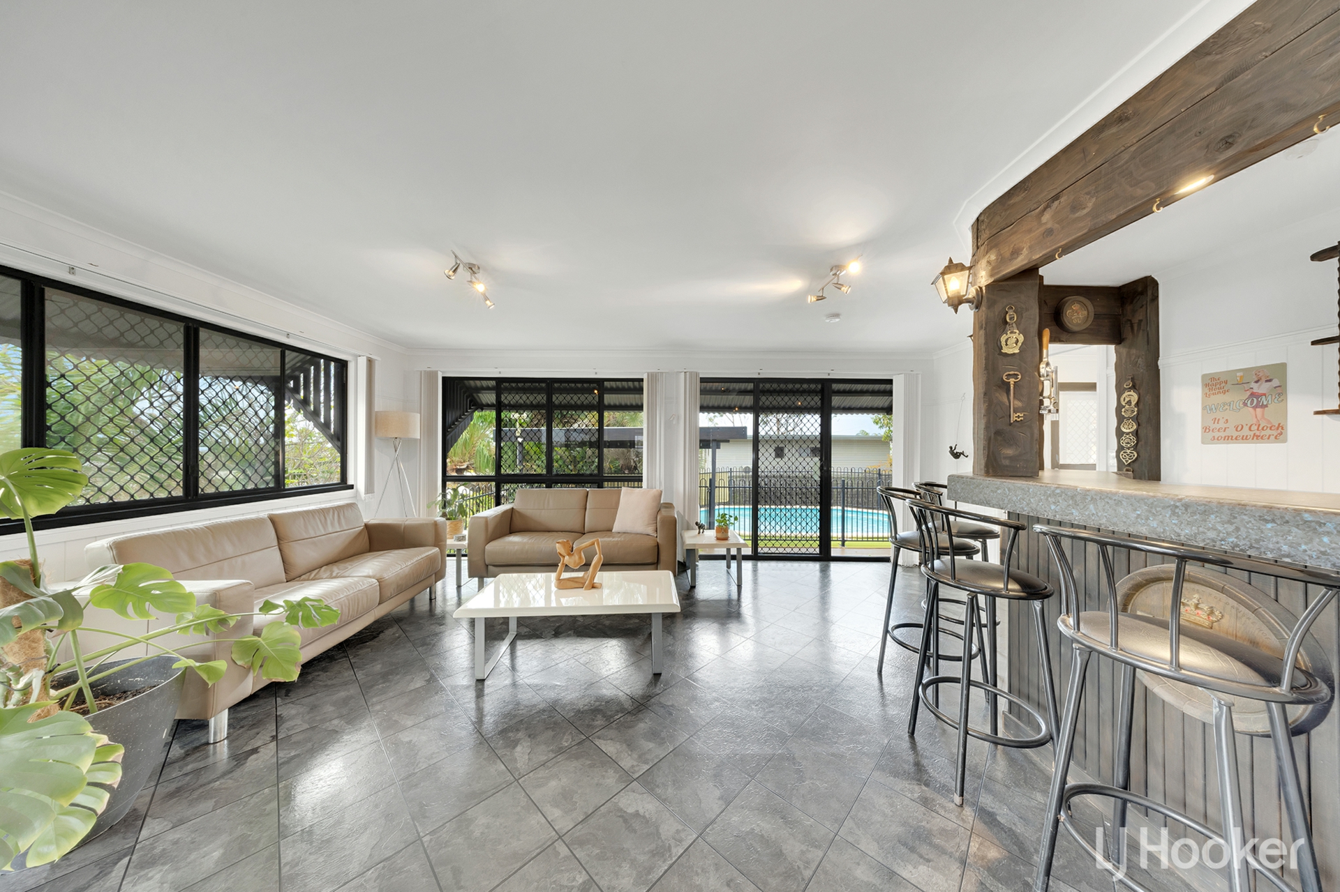 20 Williamson Street — photo 3 of 24