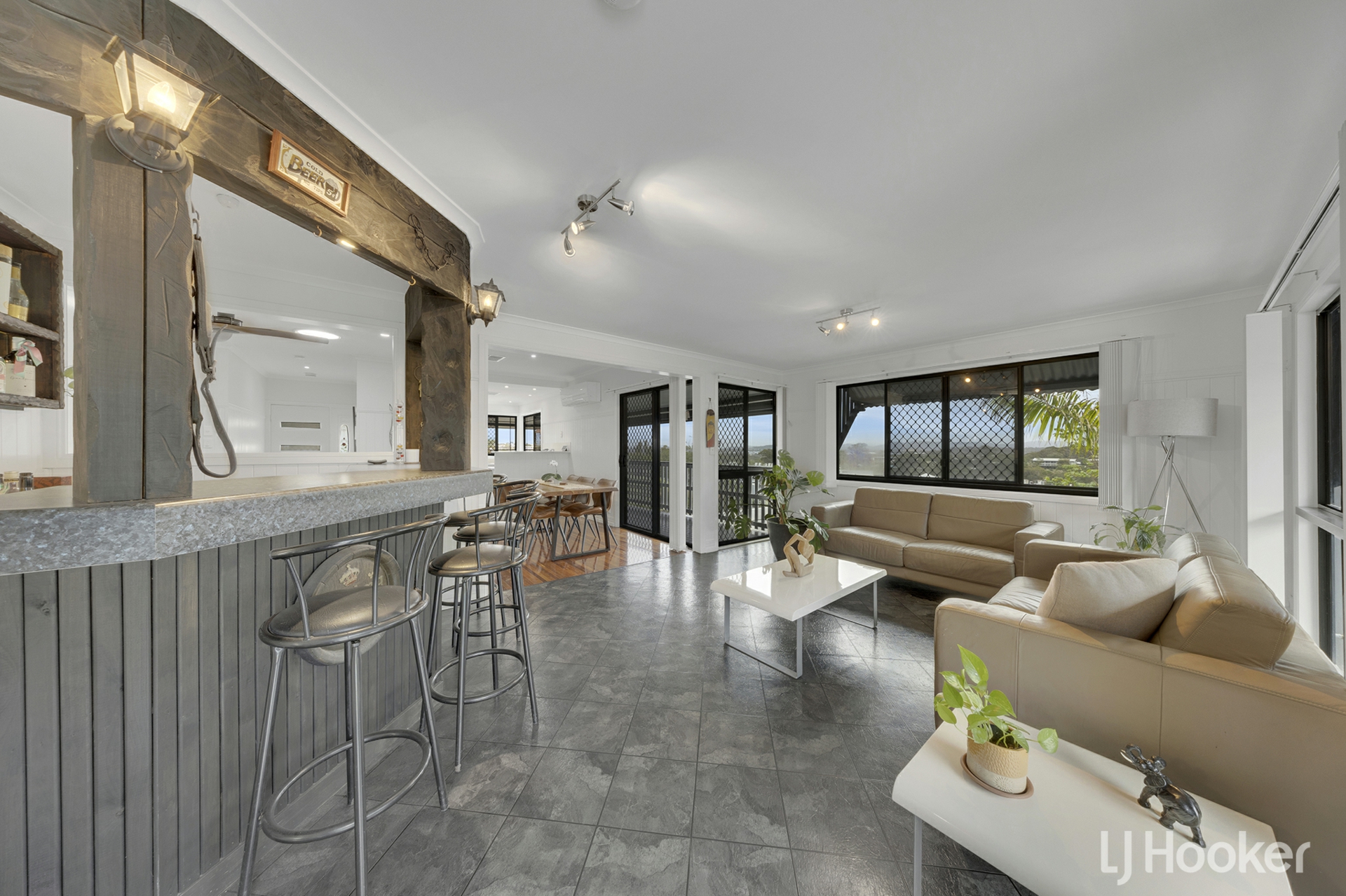 20 Williamson Street — photo 6 of 24