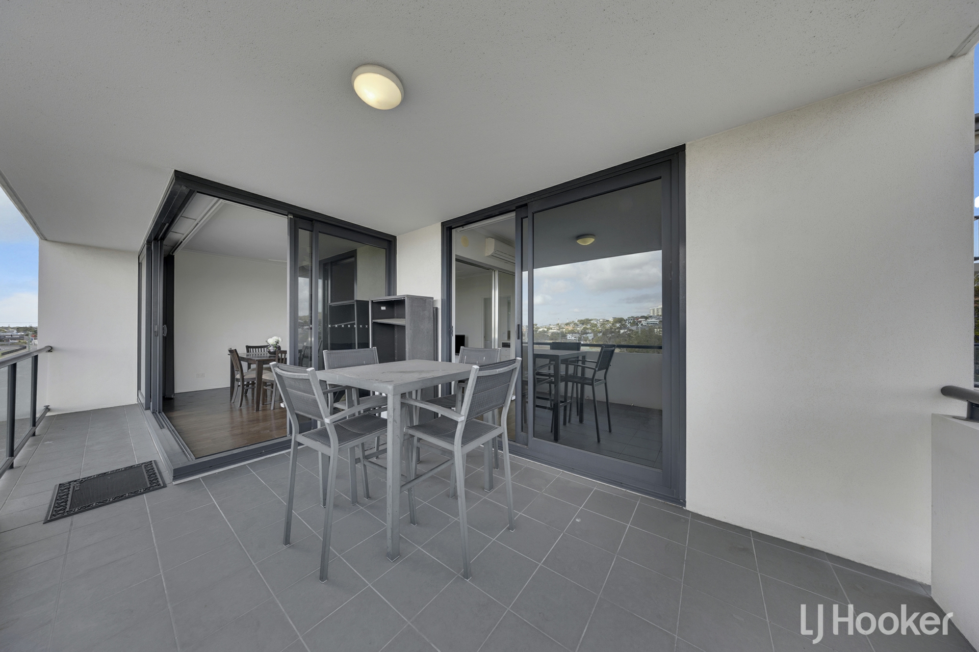 237/75 Central Lane — photo 9 of 12