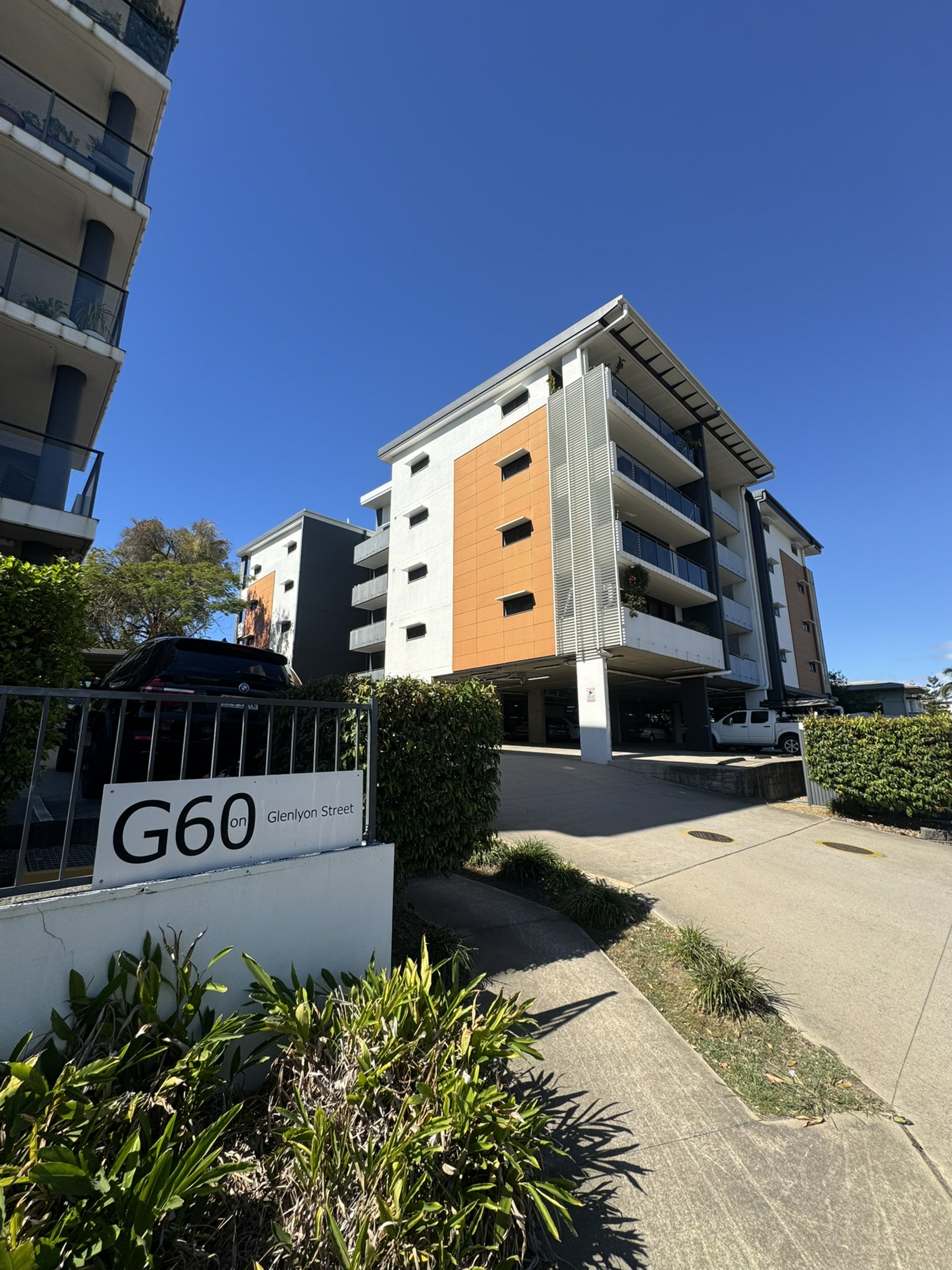 124/60 Glenlyon Street — photo from LJ Hooker Gladstone