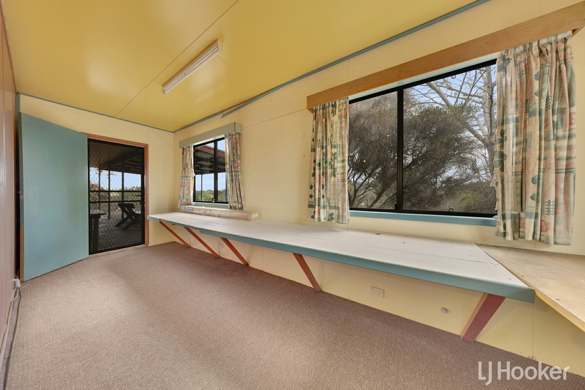 541 Darts Creek Road — photo 8 of 15