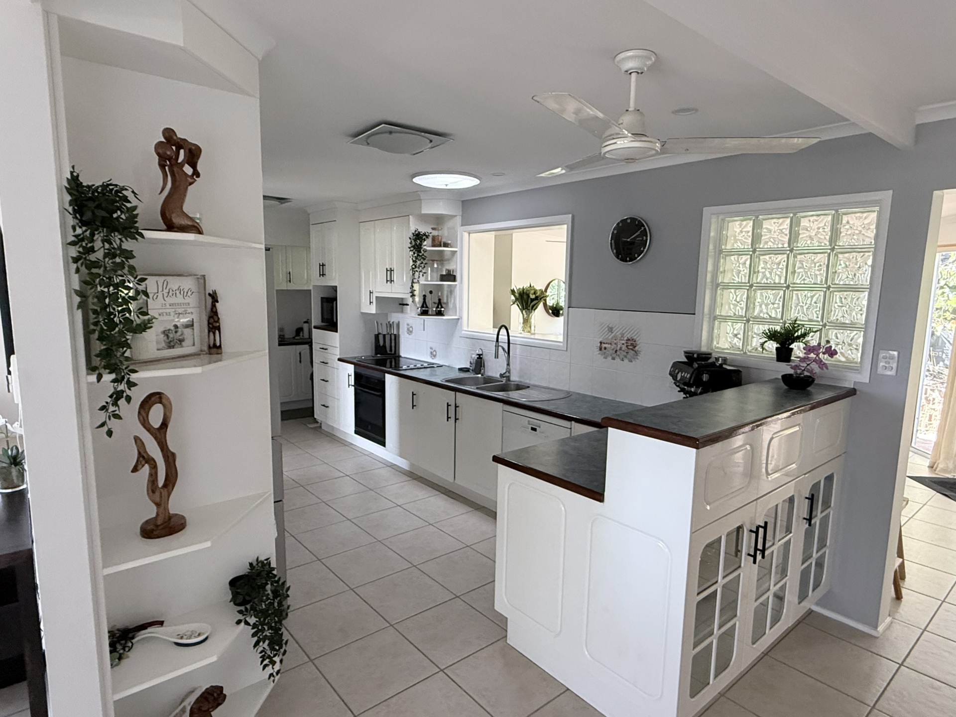 40 Herbertson Street — photo 4 of 14
