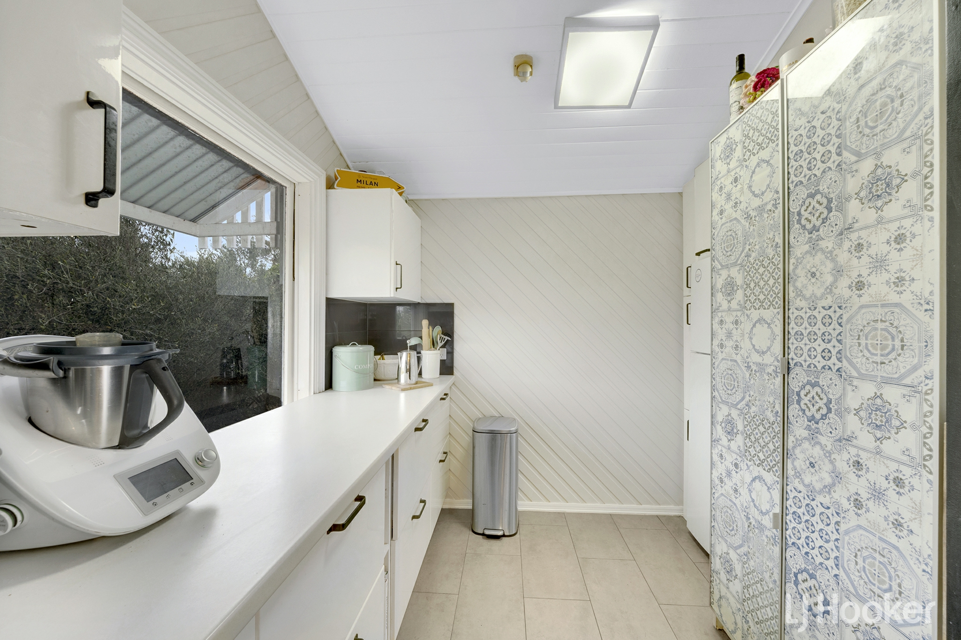 31 Toowell Road — photo 8 of 30