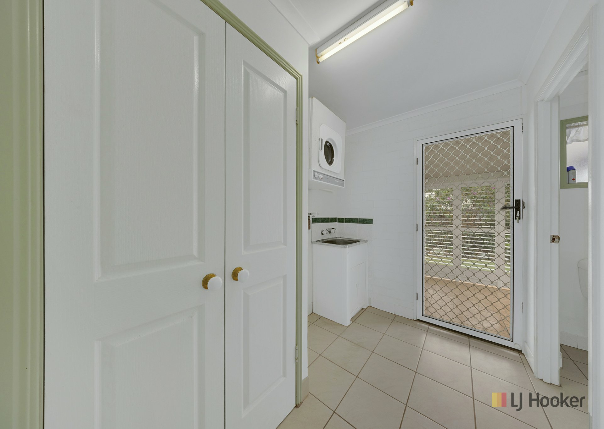 6 Creswell Court — photo 8 of 17