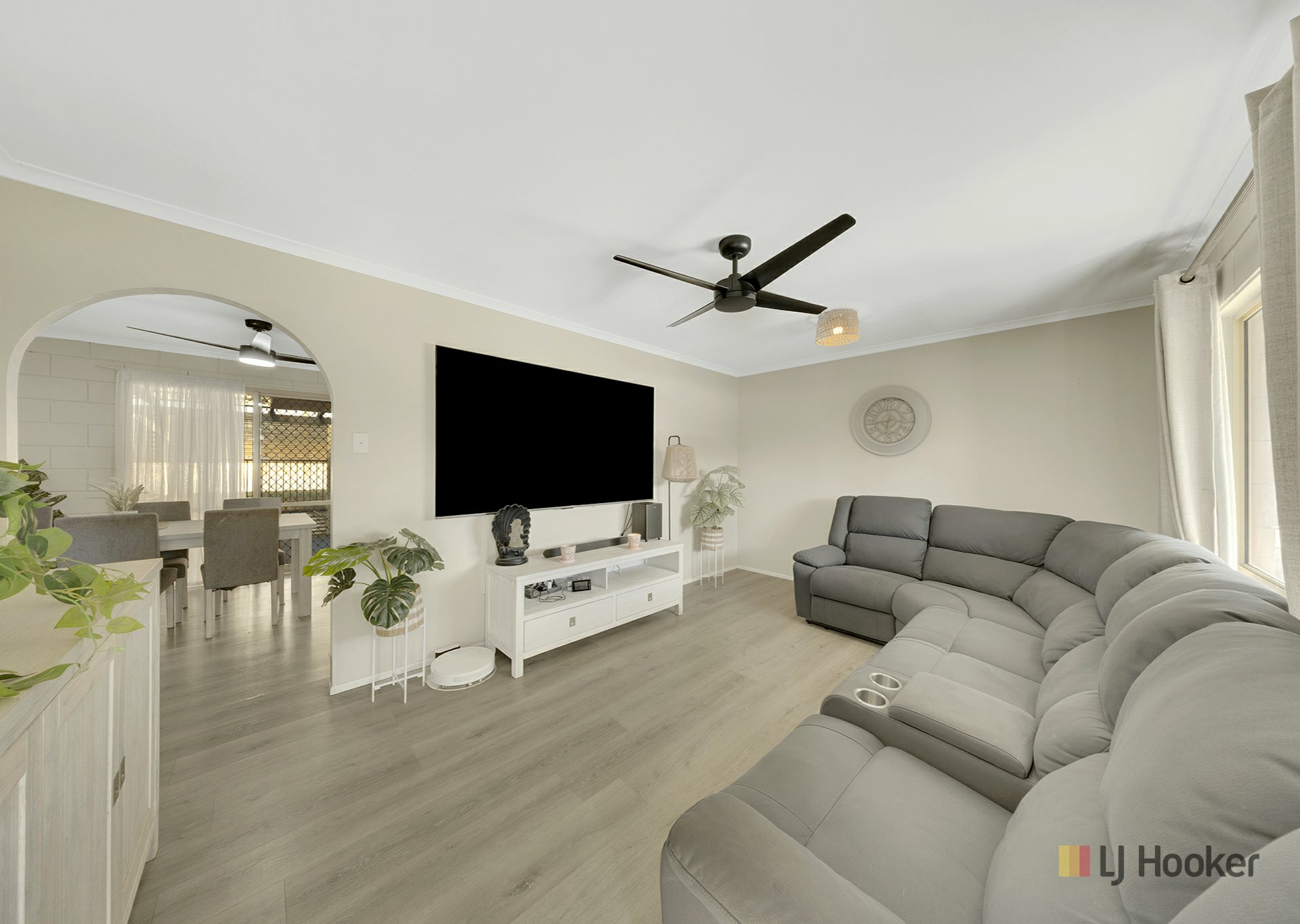 11 Tyson Crescent — photo 8 of 21
