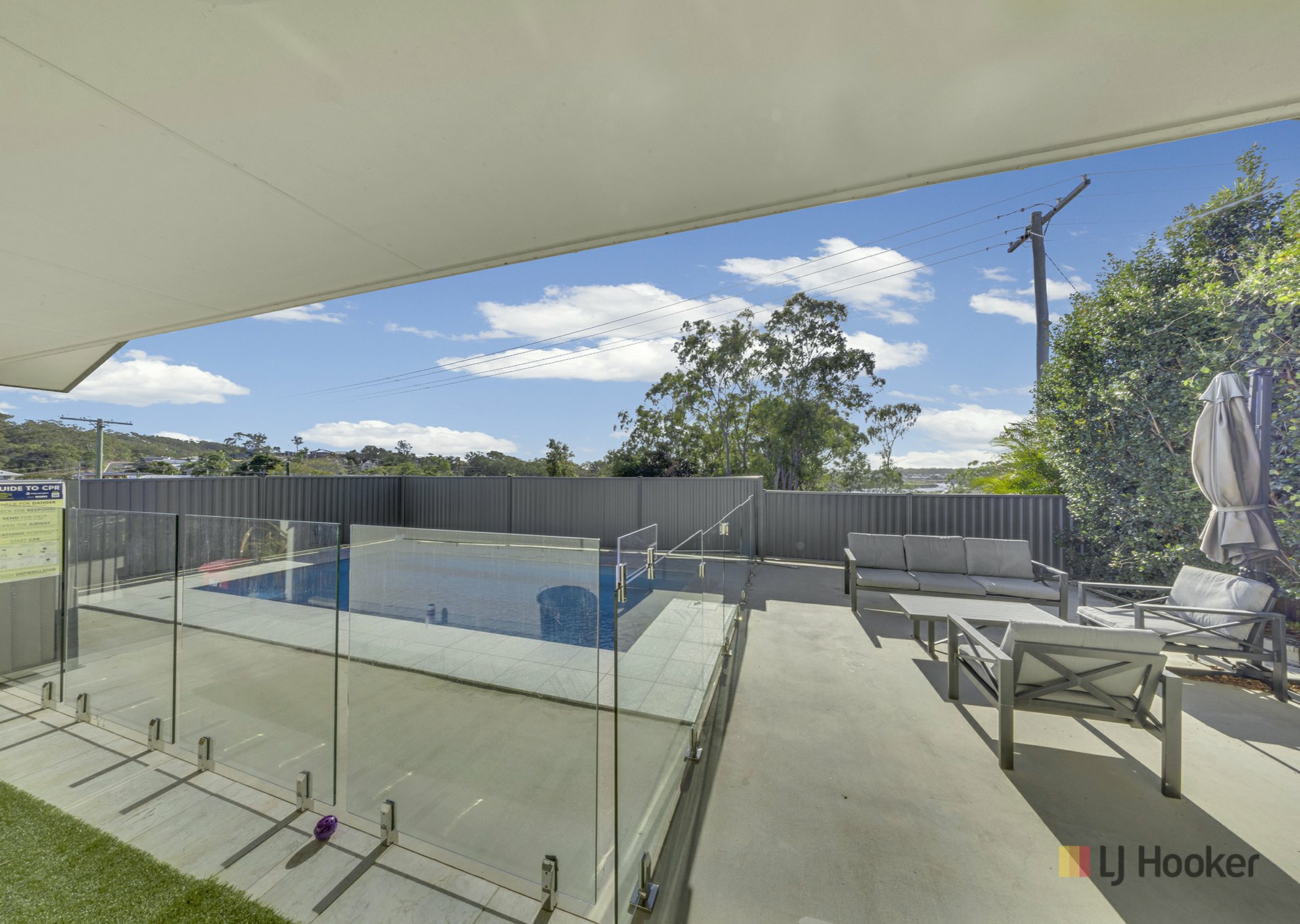 8 Alpine Avenue — photo 13 of 17