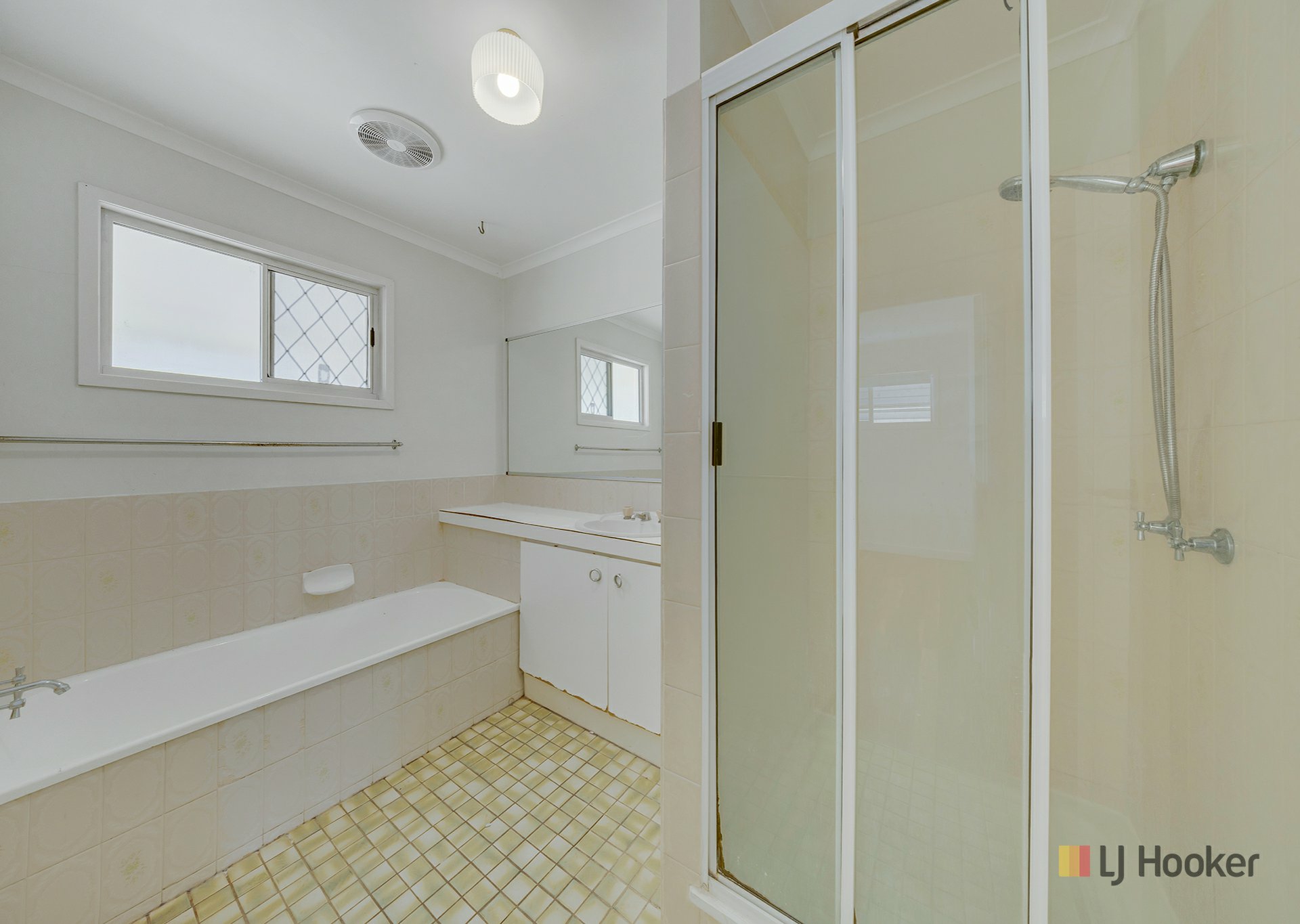 54 Booth Avenue — photo 11 of 23