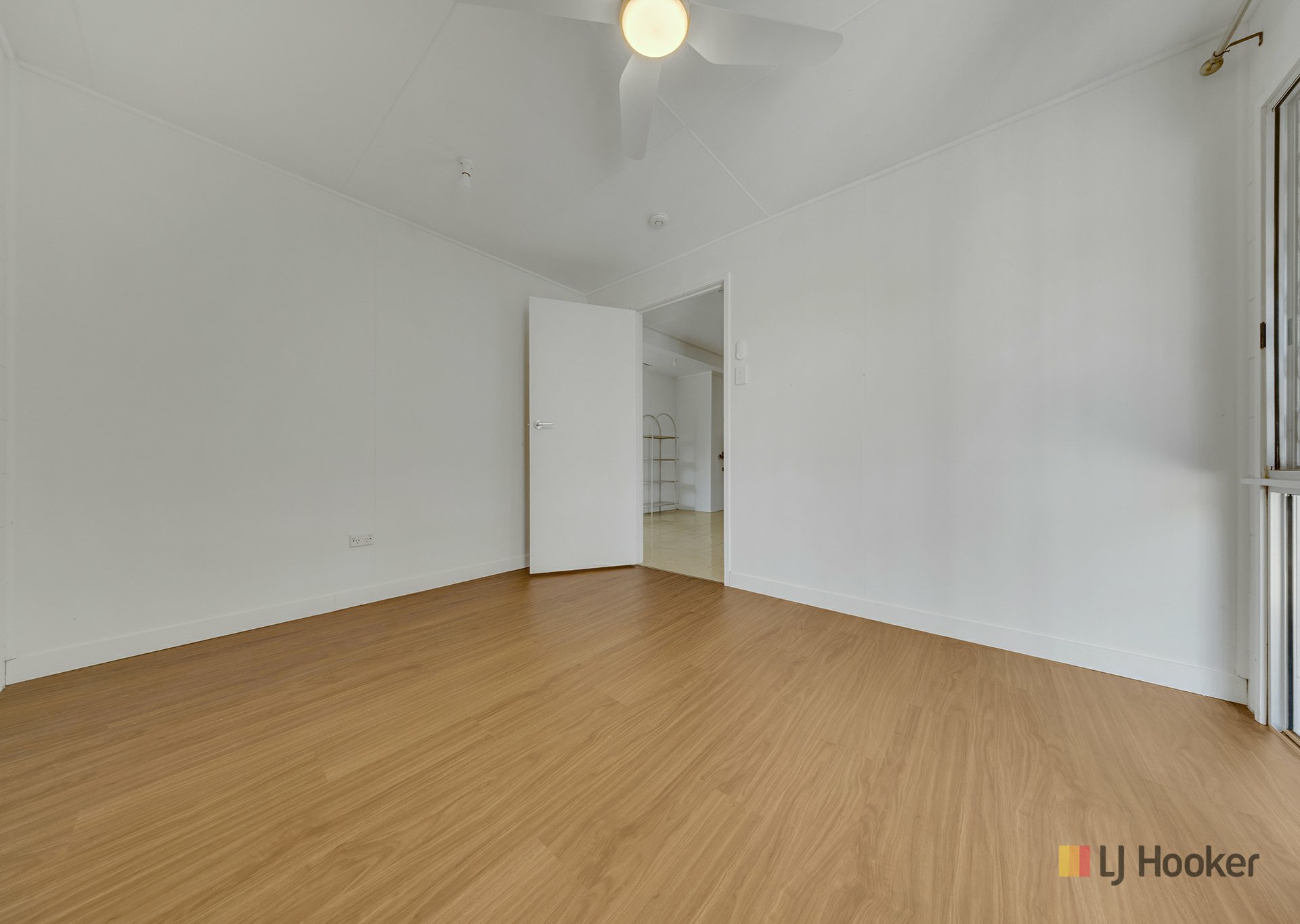 54 Booth Avenue — photo 15 of 23