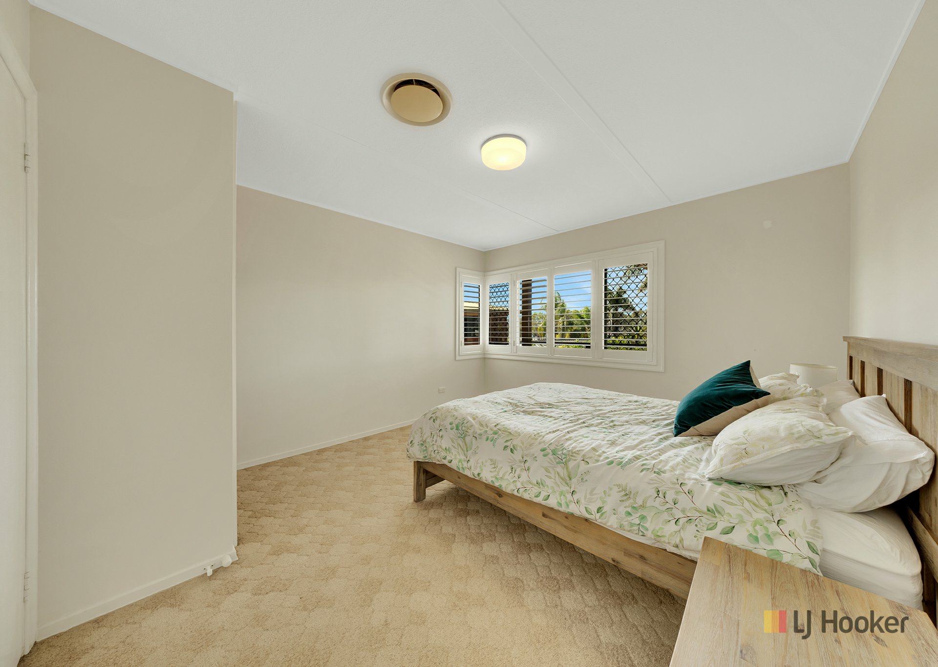 4 Crest Avenue — photo 16 of 27