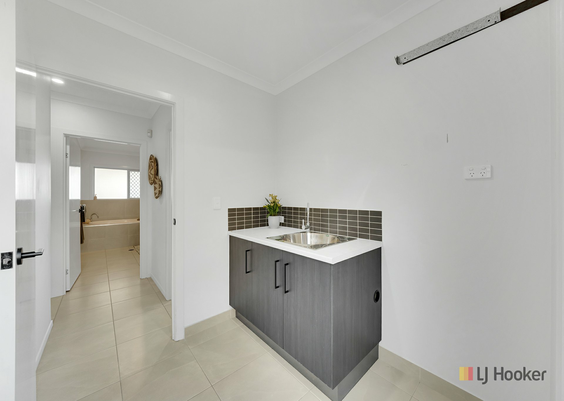 4 Tiller Street — photo 21 of 30