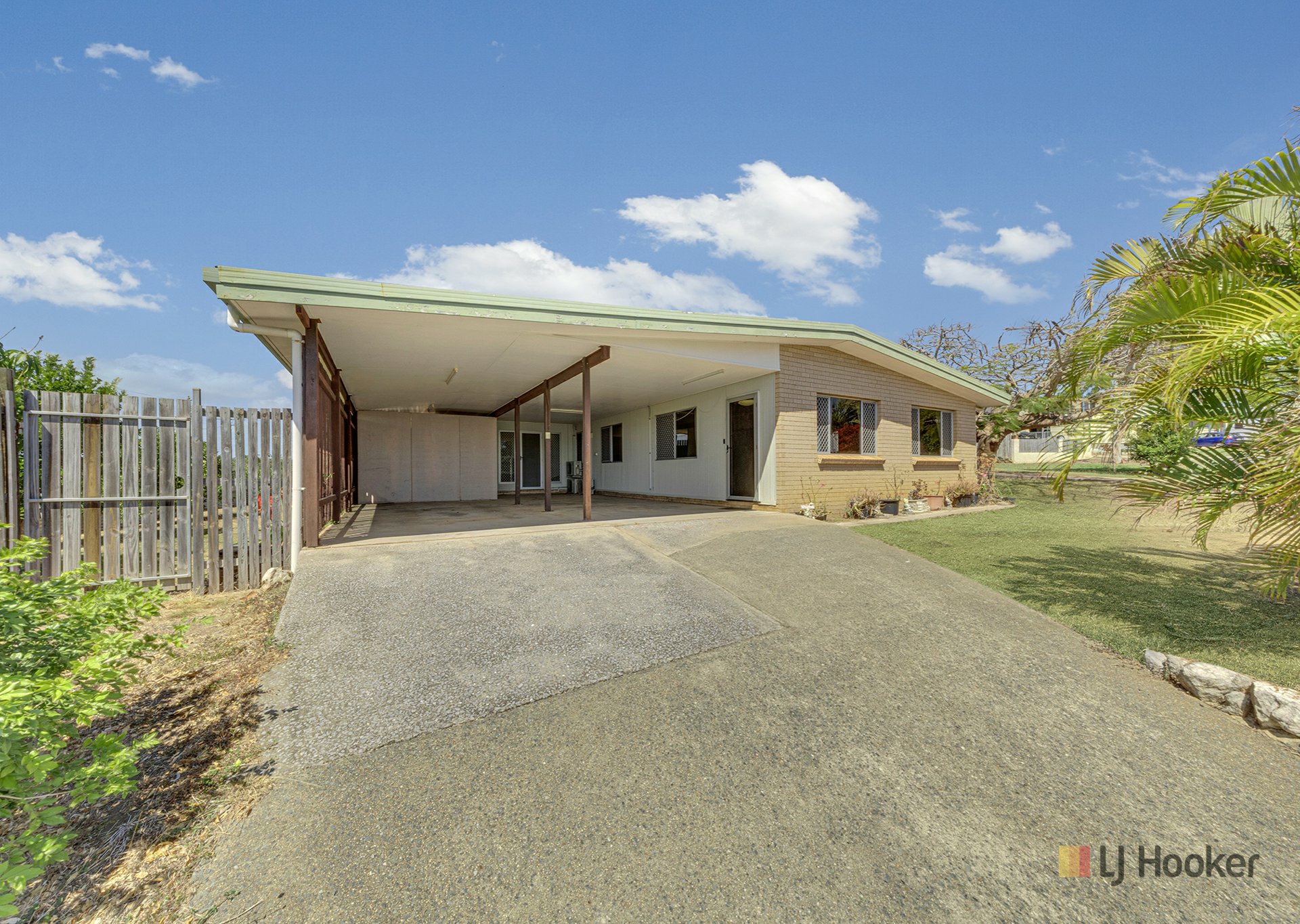 13 Hansen Crescent — photo from LJ Hooker Boyne | Tannum