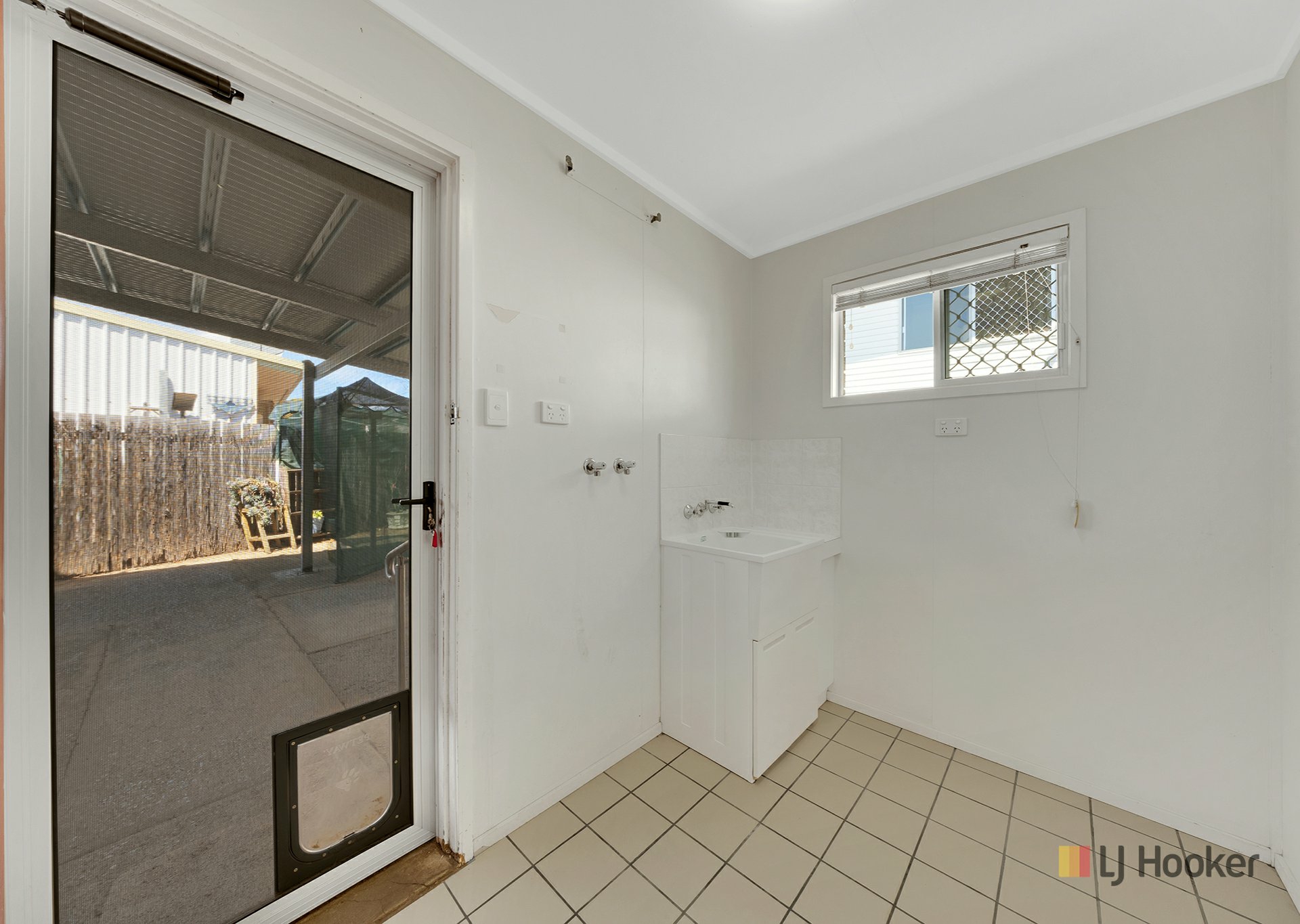 13 Hansen Crescent — photo 13 of 21