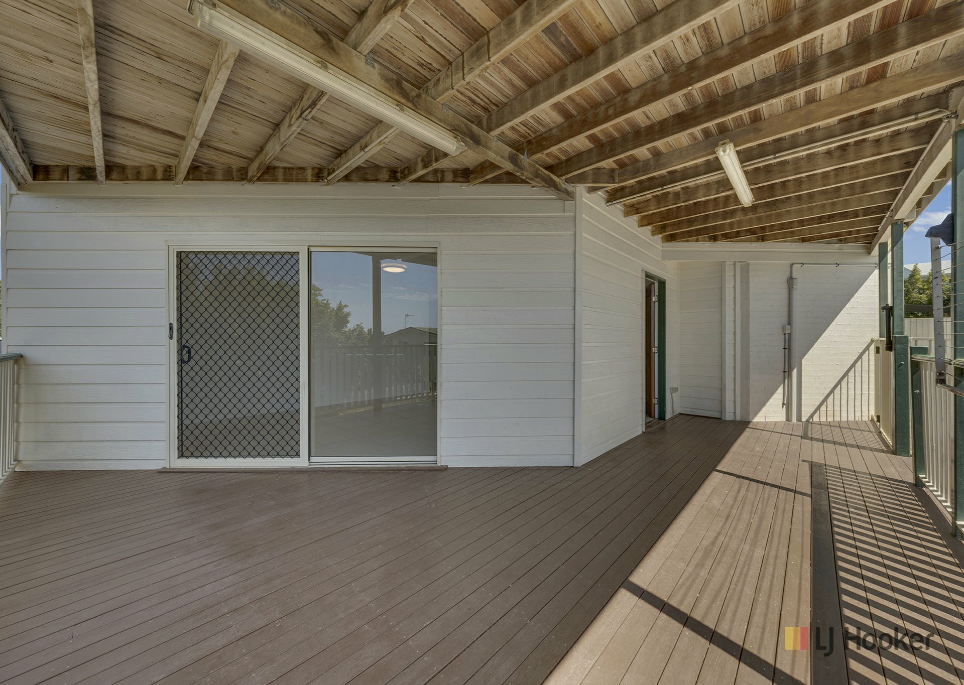 83 Hampton Drive — photo 17 of 25