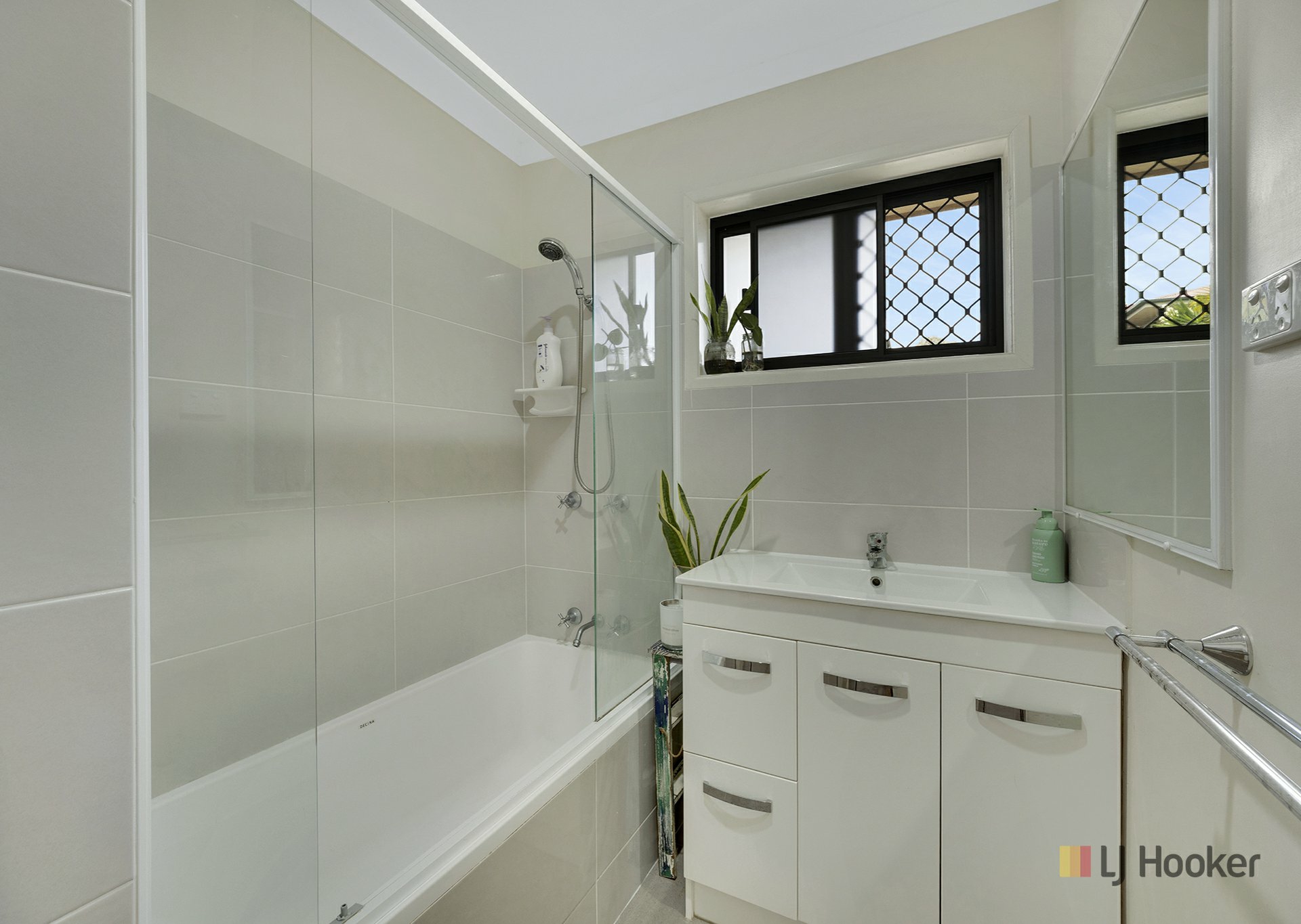 103 Malpas Street — photo 10 of 19