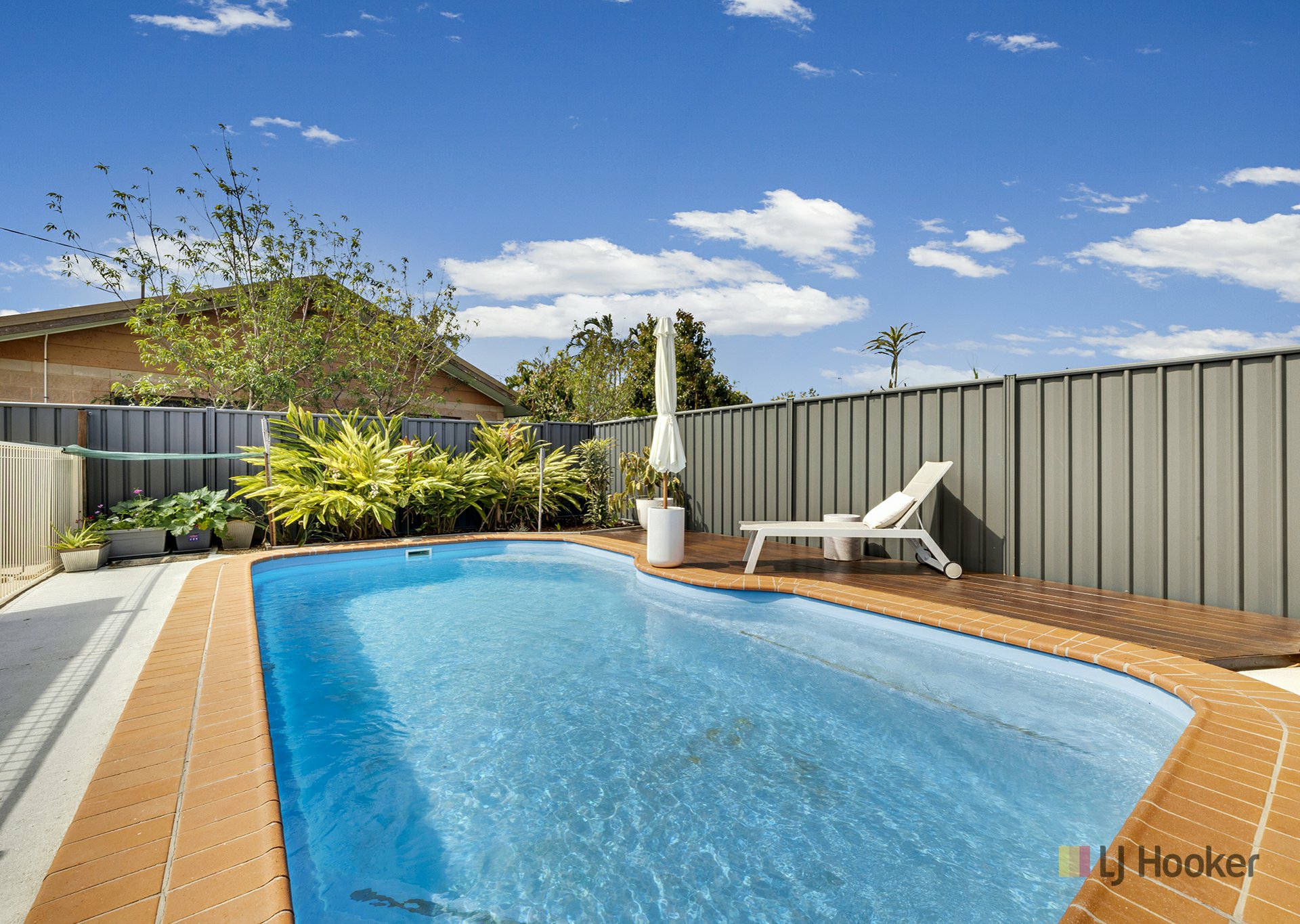 6 Seal Street — photo 3 of 21
