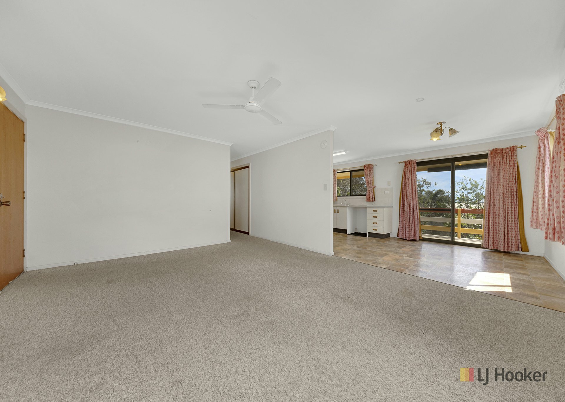 89 Hampton Drive — photo 5 of 20