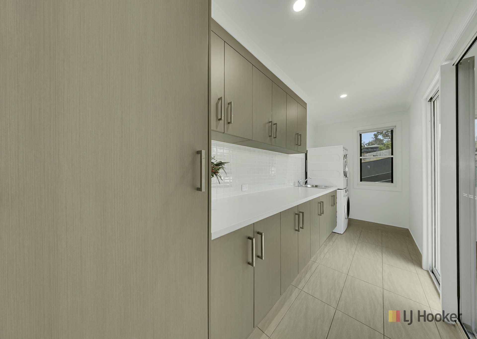 16 Lighthouse Drive — photo 14 of 23