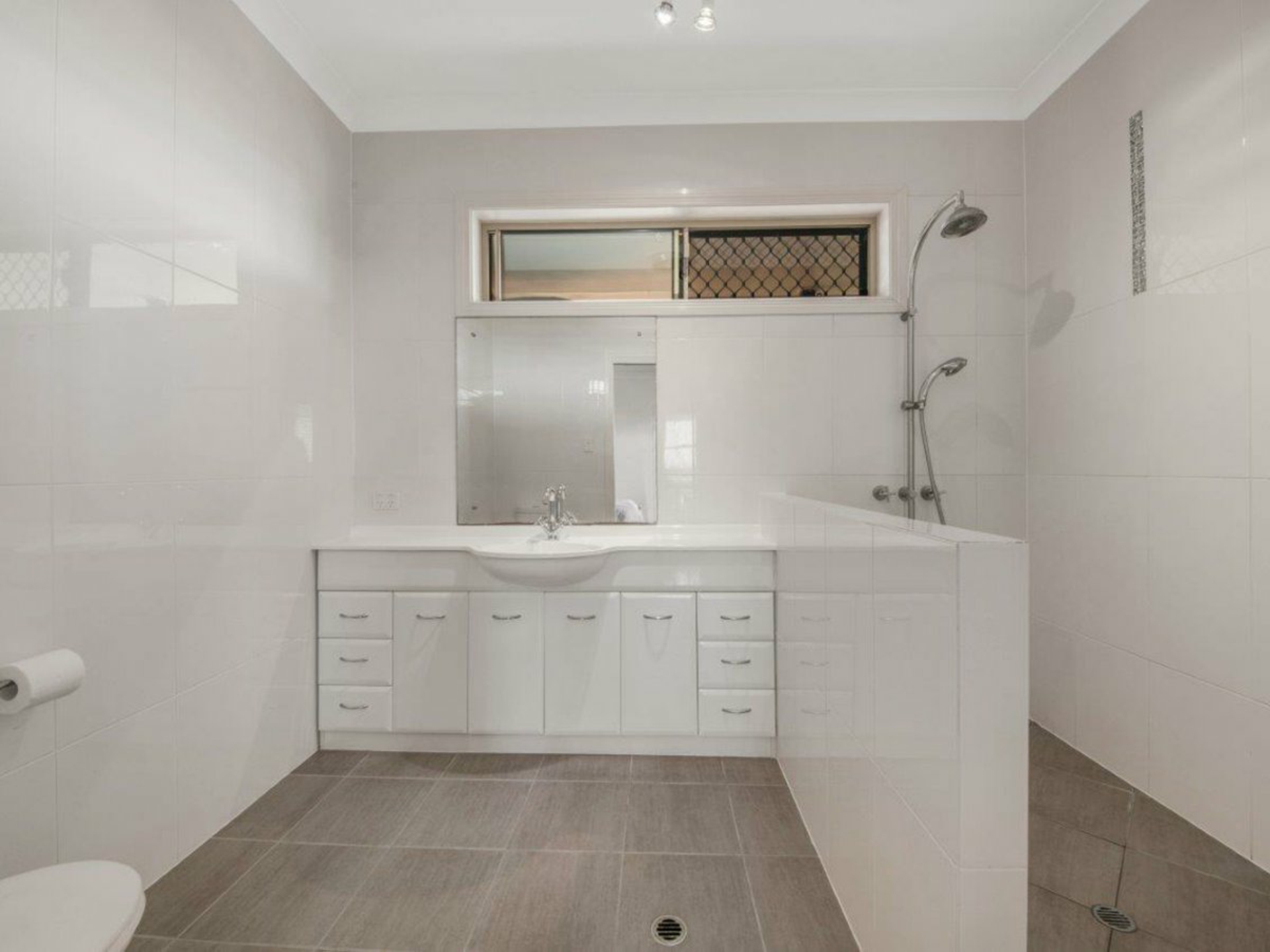 8 Graham Street — photo 11 of 24