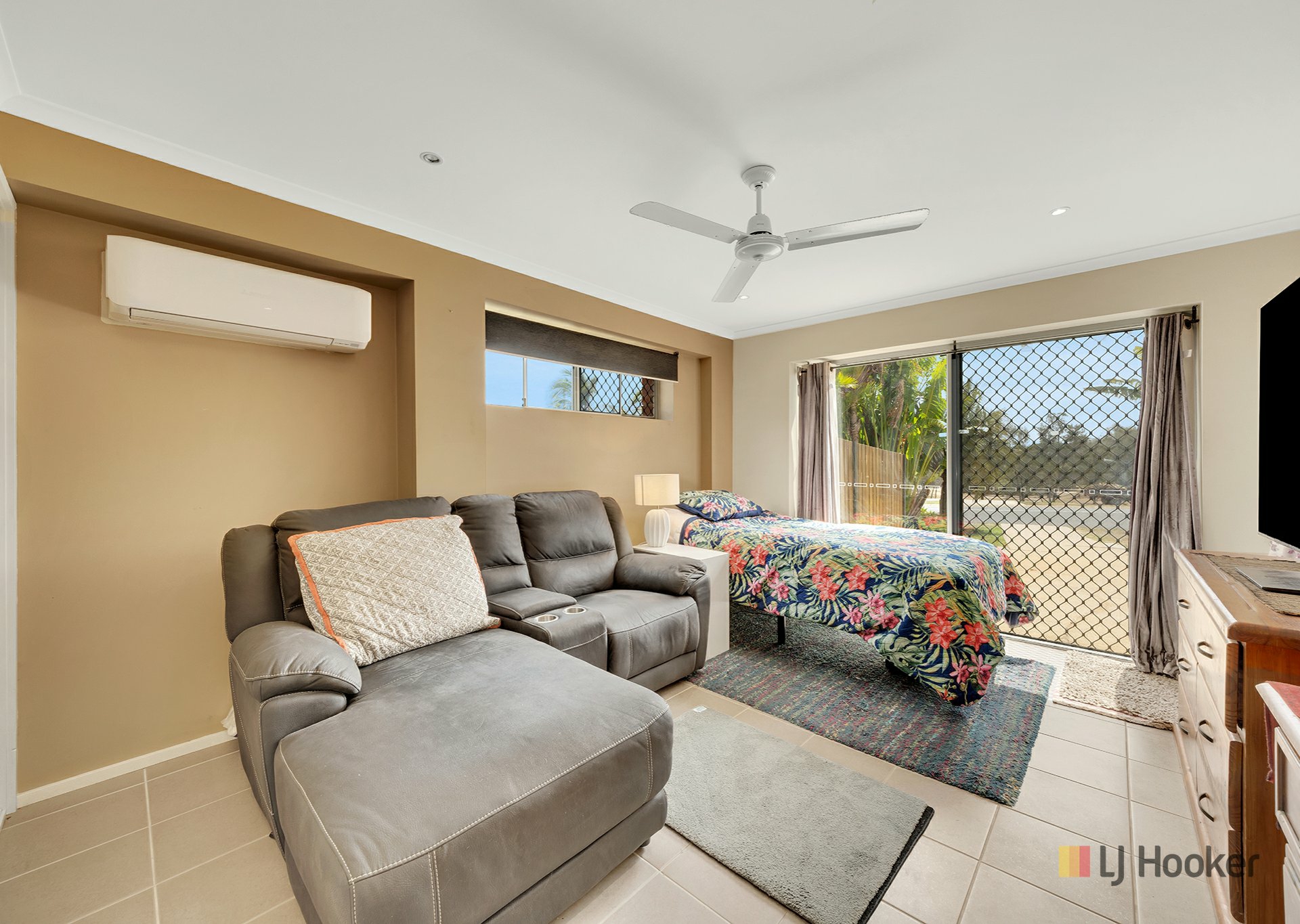121 Tarcoola Drive — photo 11 of 20