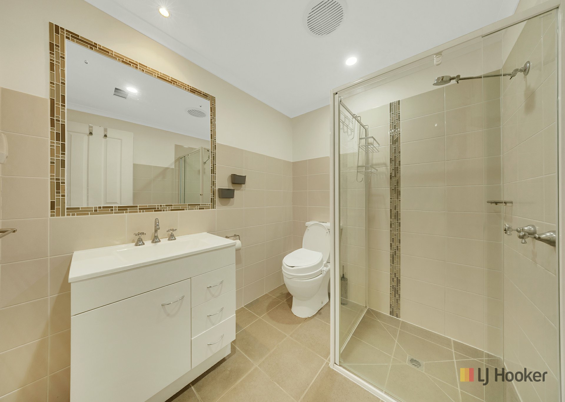 121 Tarcoola Drive — photo 12 of 20