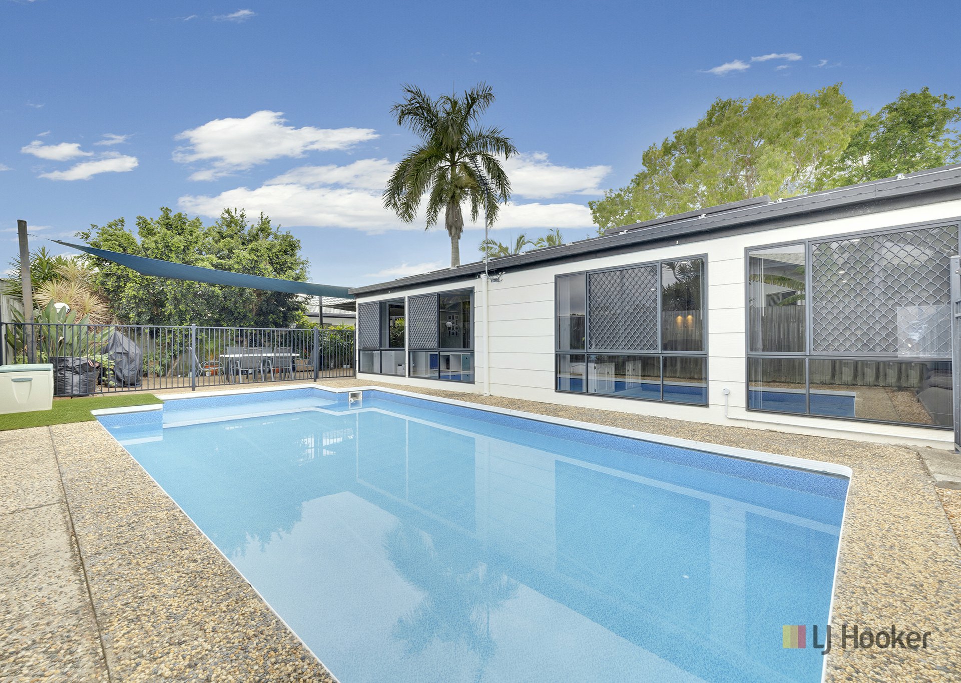 13 Alkina Crescent — photo 16 of 22